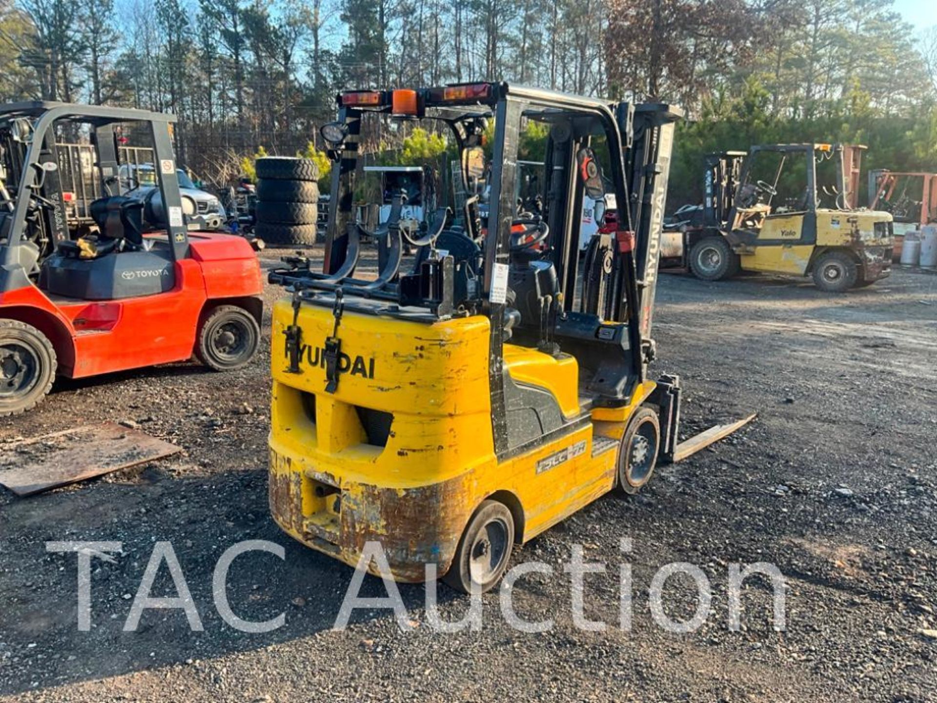 Hyundai 25LC-7A 5,000lb Forklift - Bild 5 aus 27