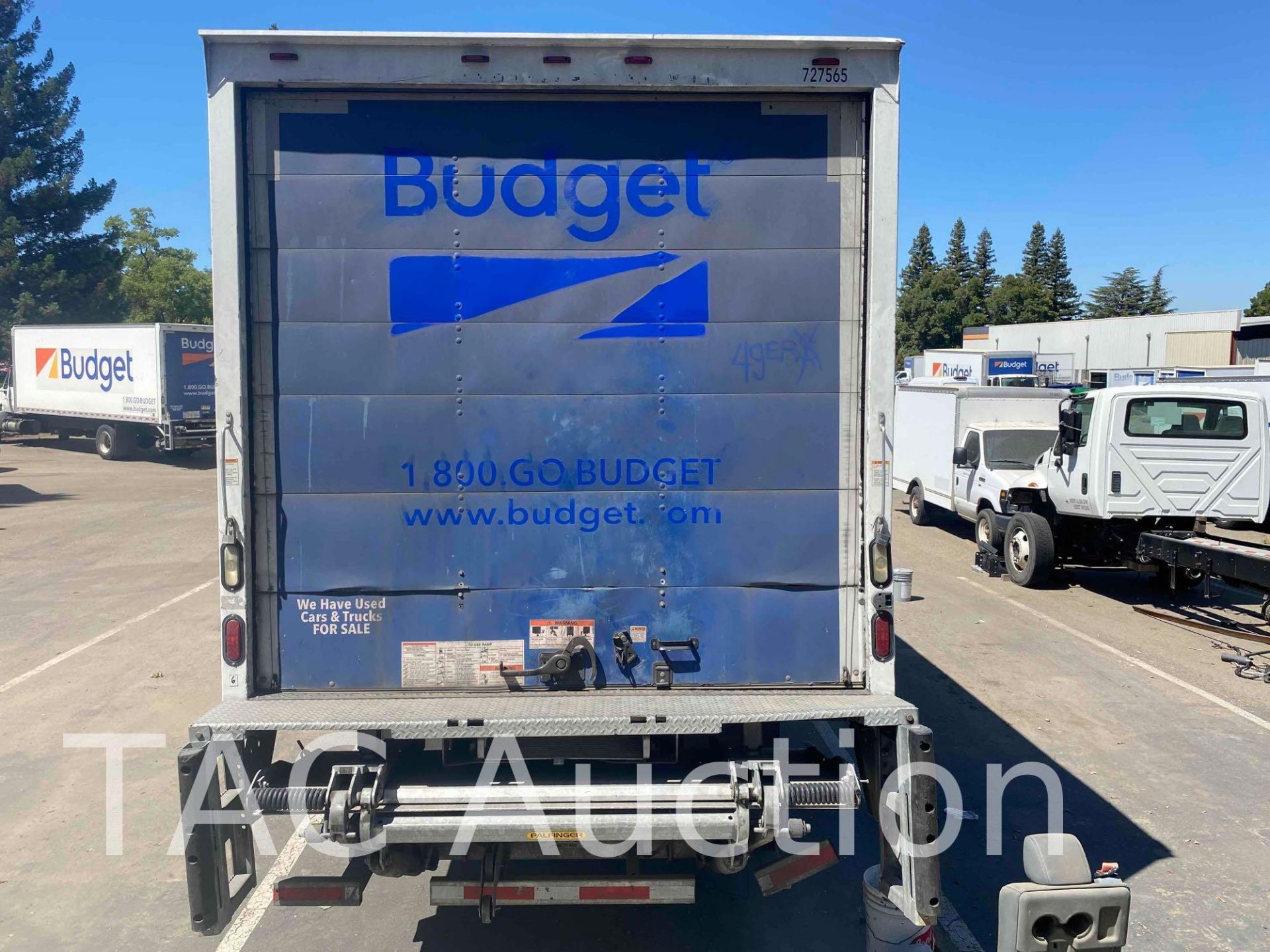 2018 International Durastar 4300 26ft Box Truck - Image 4 of 66