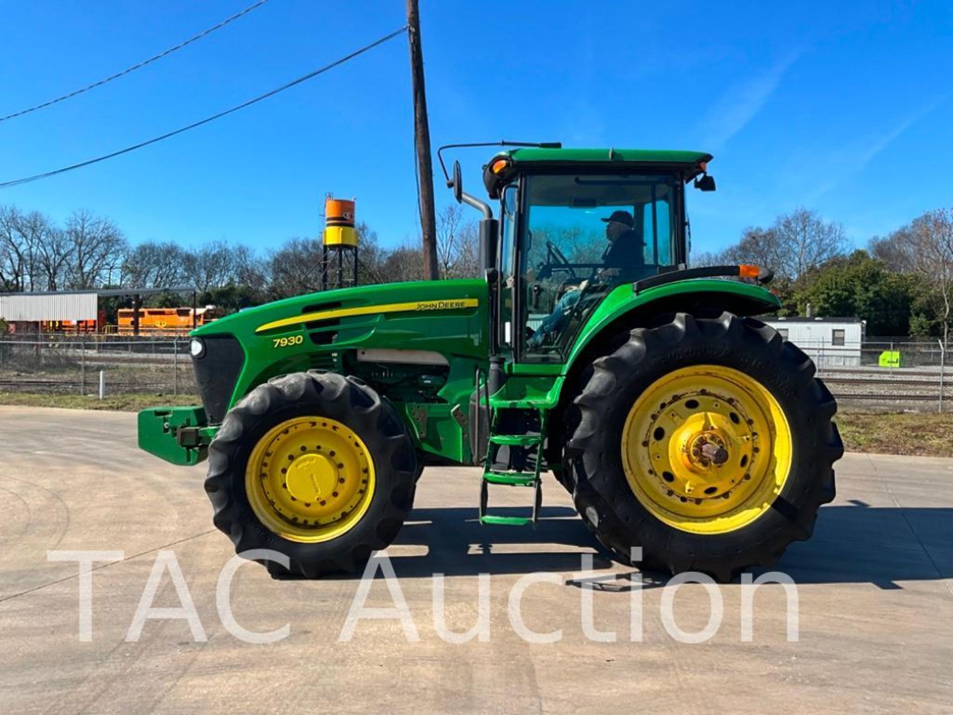 2010 John Deere 7930 4x4 Tractor - Image 2 of 35