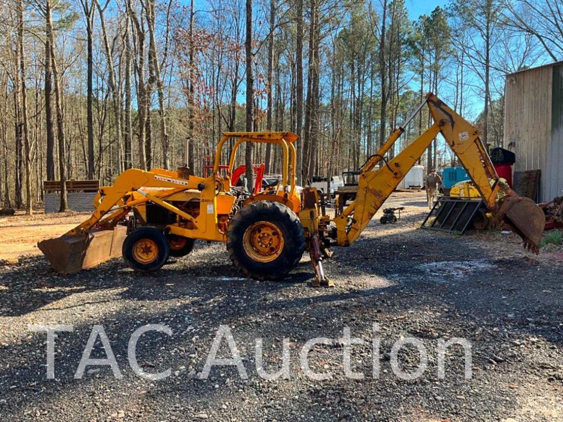 John Deere 401-C Backhoe Loader - Image 2 of 40