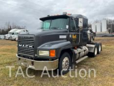 1992 Mack CH613 Sleeper Truck