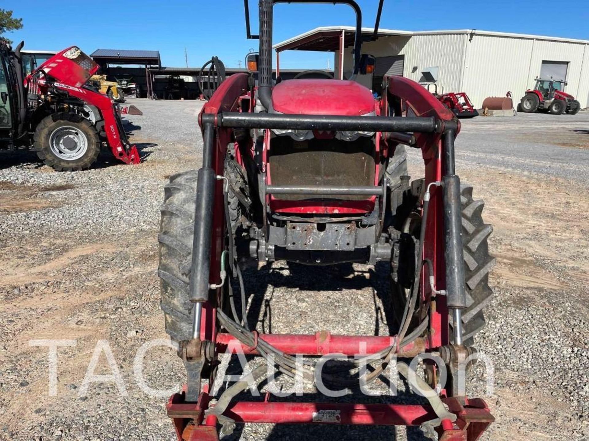 Massey Ferguson 4607M W/ Massey Ferguson 921X Front Loader - Image 8 of 39