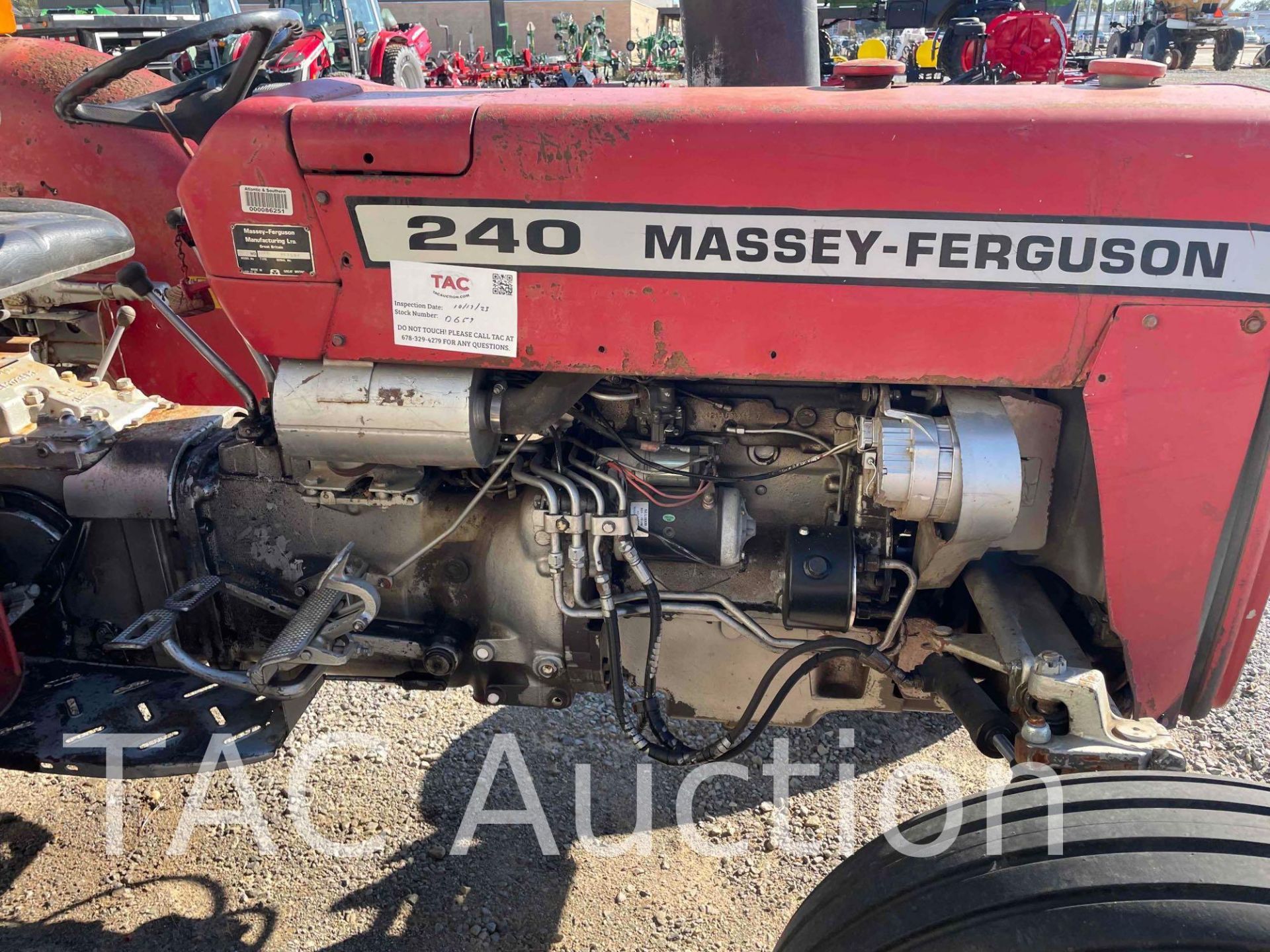 Massey Ferguson 240 Tractor - Image 12 of 22