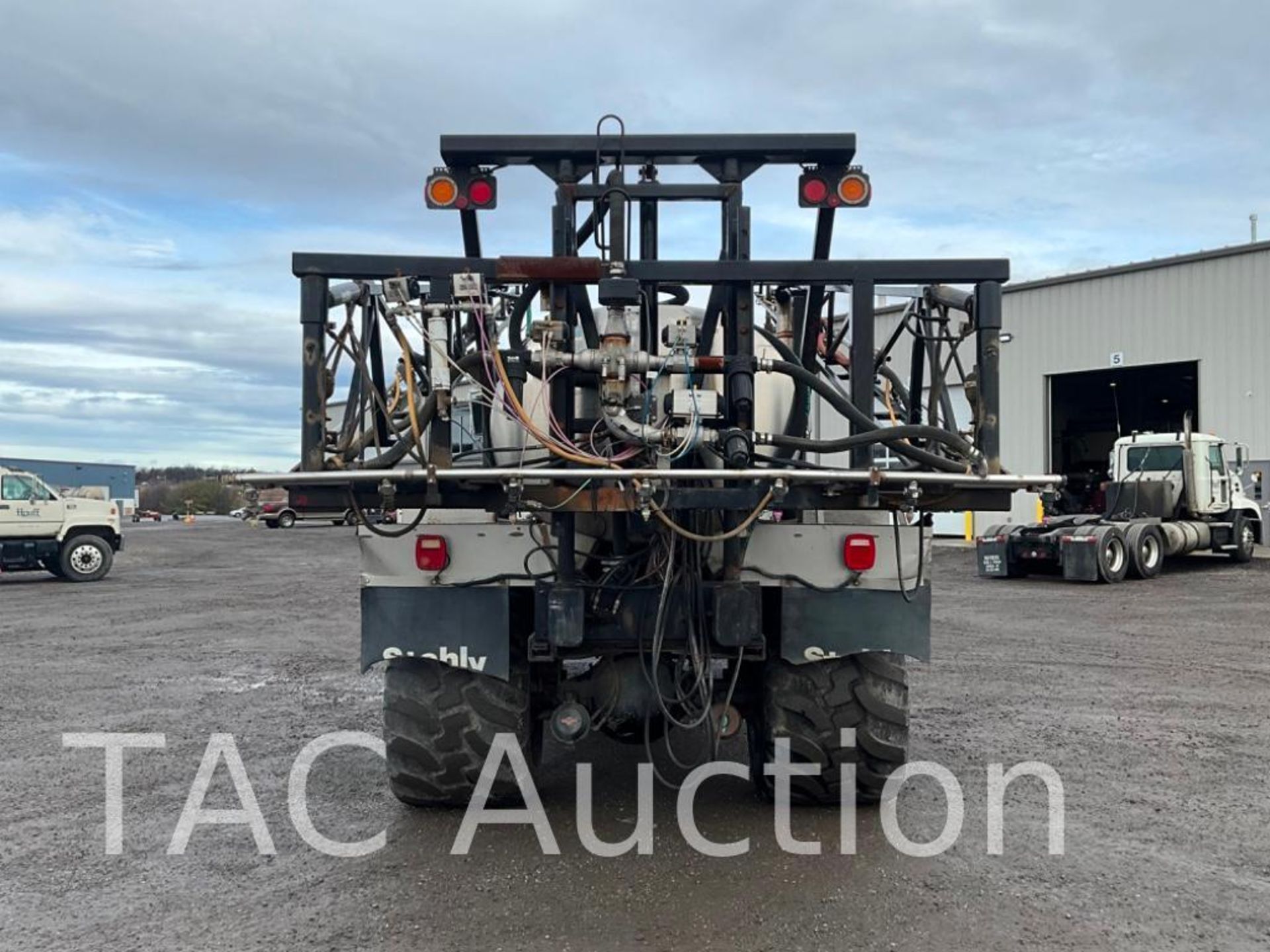 2007 Sterling Acterra 4x4 Floater Sprayer Truck - Bild 4 aus 54