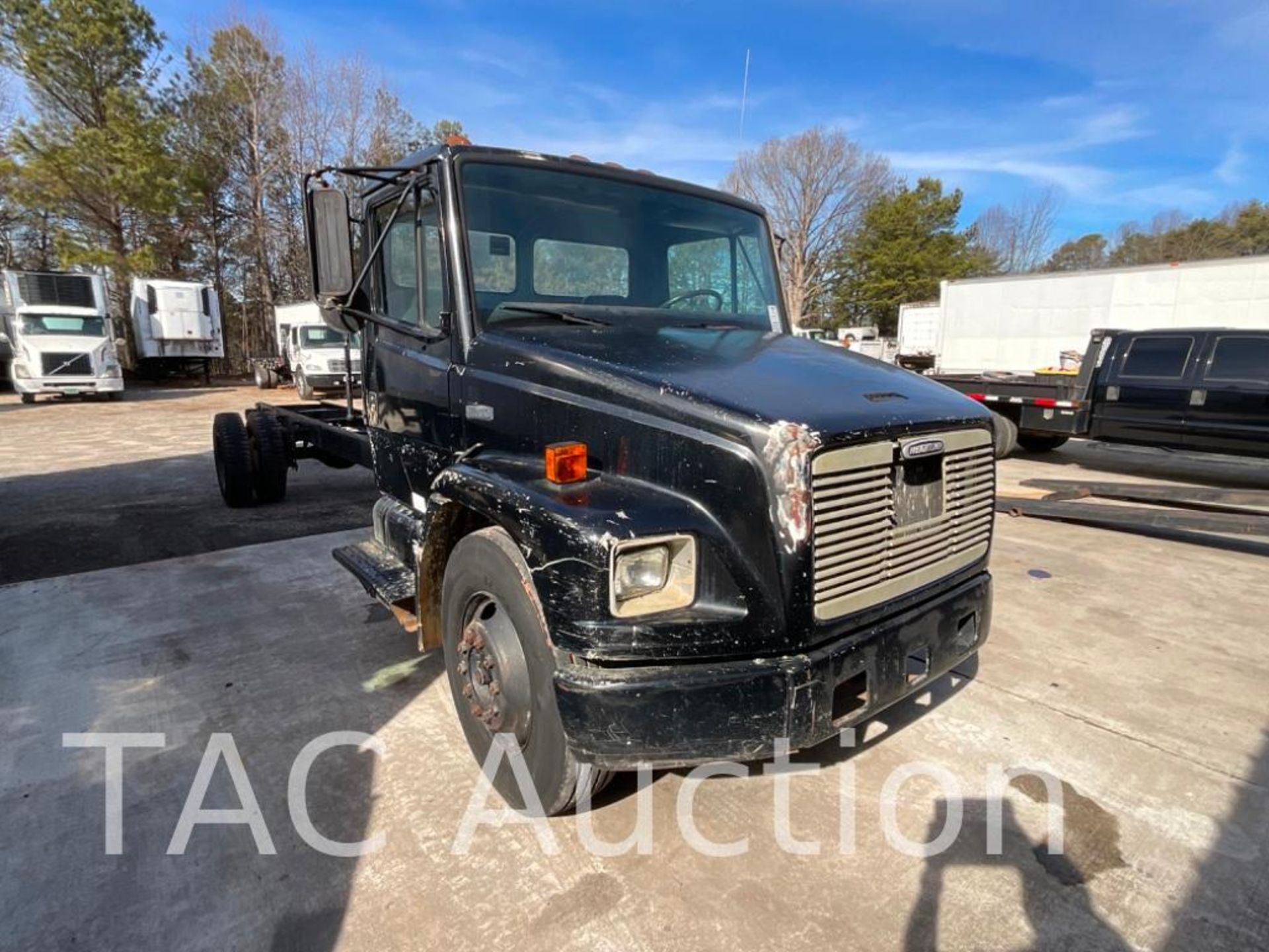 1997 Freightliner FL60 Cab Chassis - Image 10 of 46