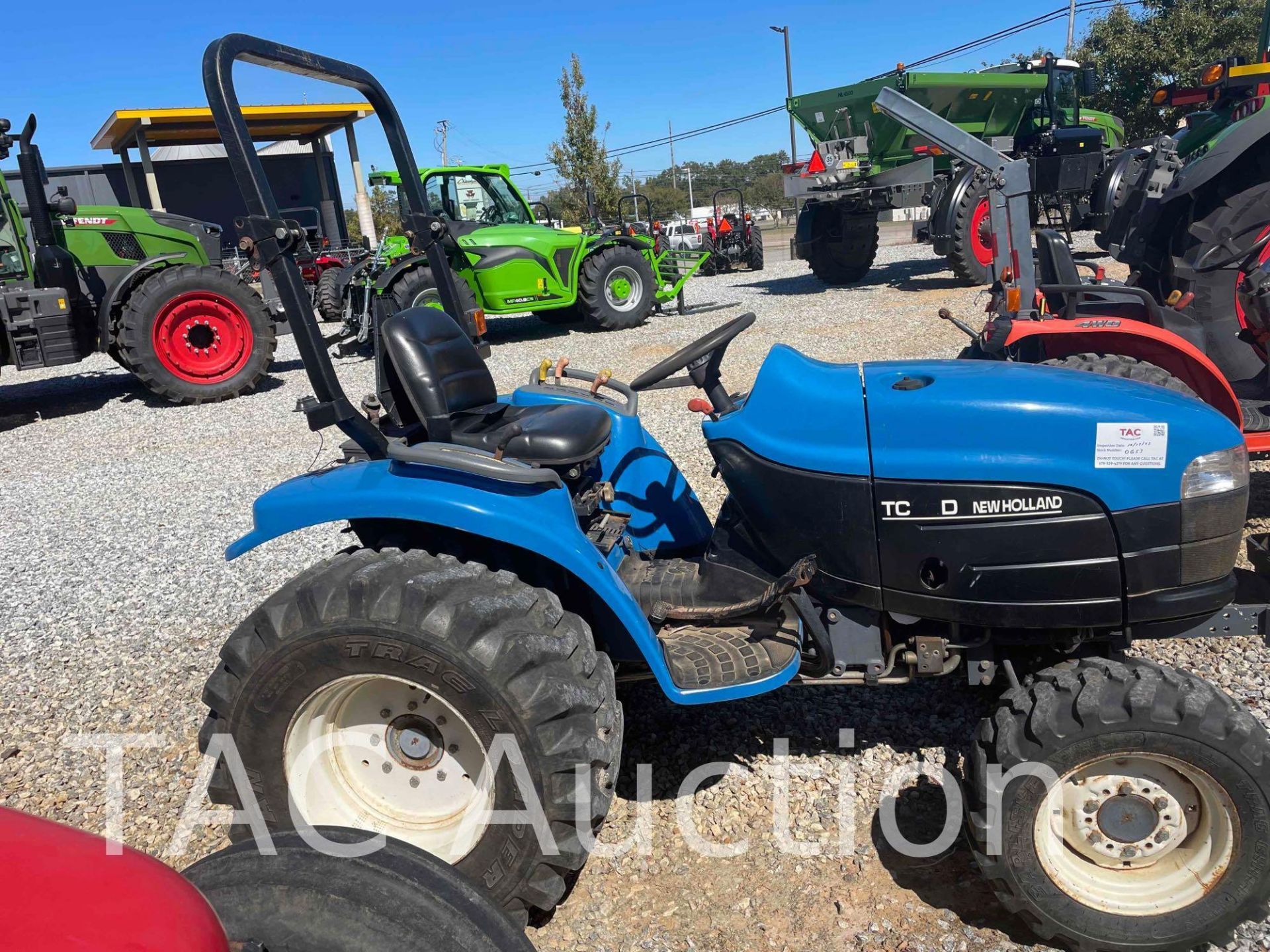 New Holland TC33 4x4 Tractor - Image 6 of 32