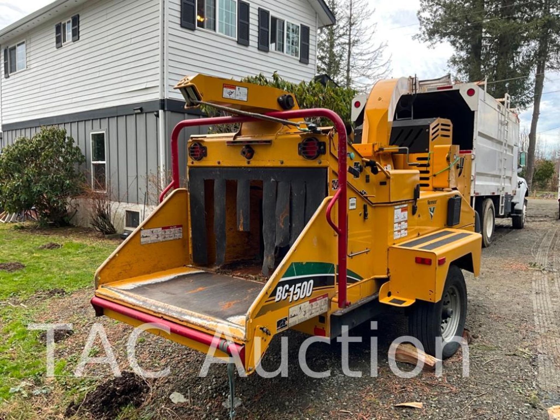 Vermeer BC1500 Towable Wood Chipper - Image 5 of 15