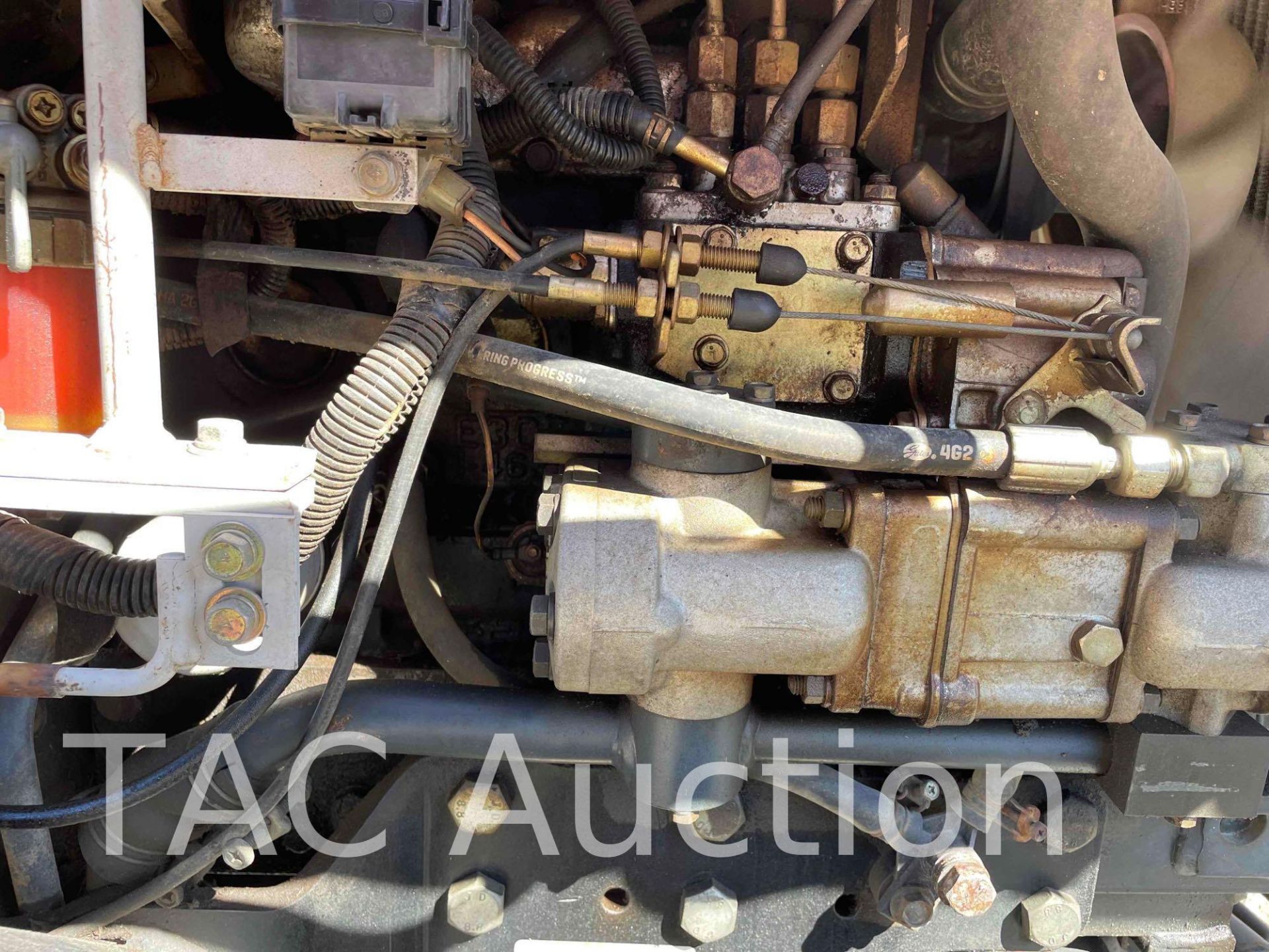 Massey Ferguson 1528 Tractor W/ Front End Loader - Image 36 of 44