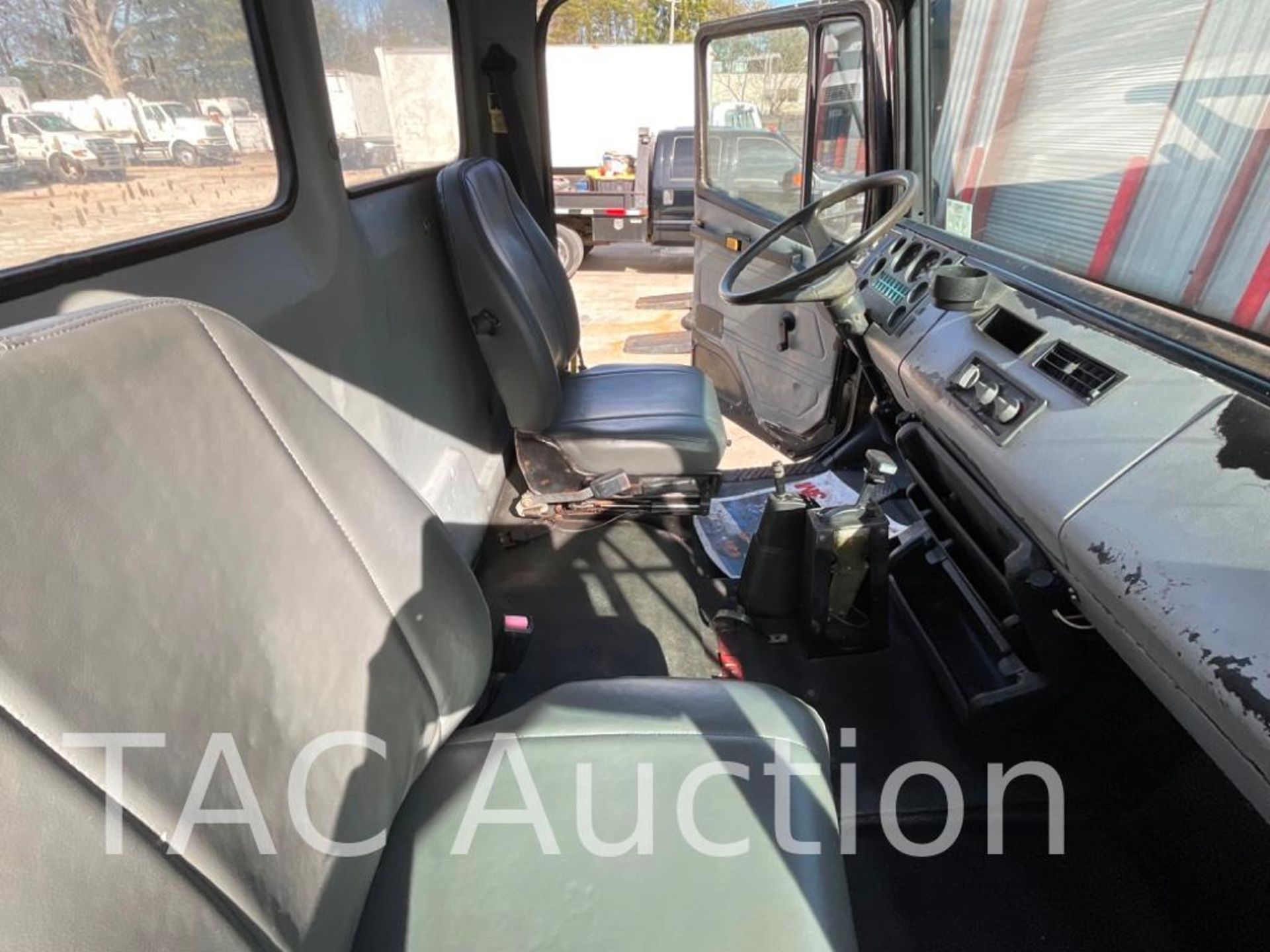 1997 Freightliner FL60 Cab Chassis - Image 23 of 46