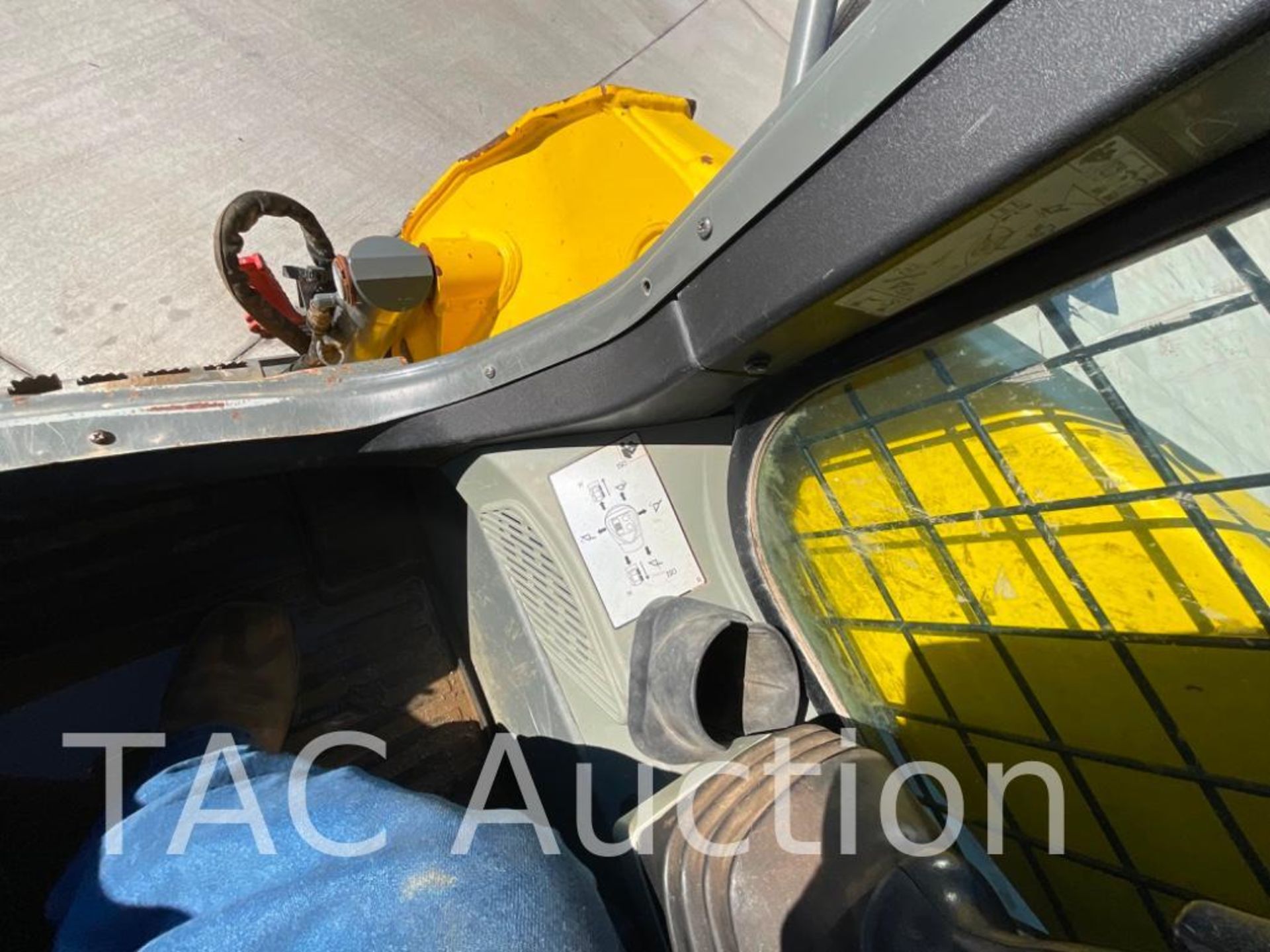 Wacker Neuson ST31 Skid Steer Loader - Image 11 of 28