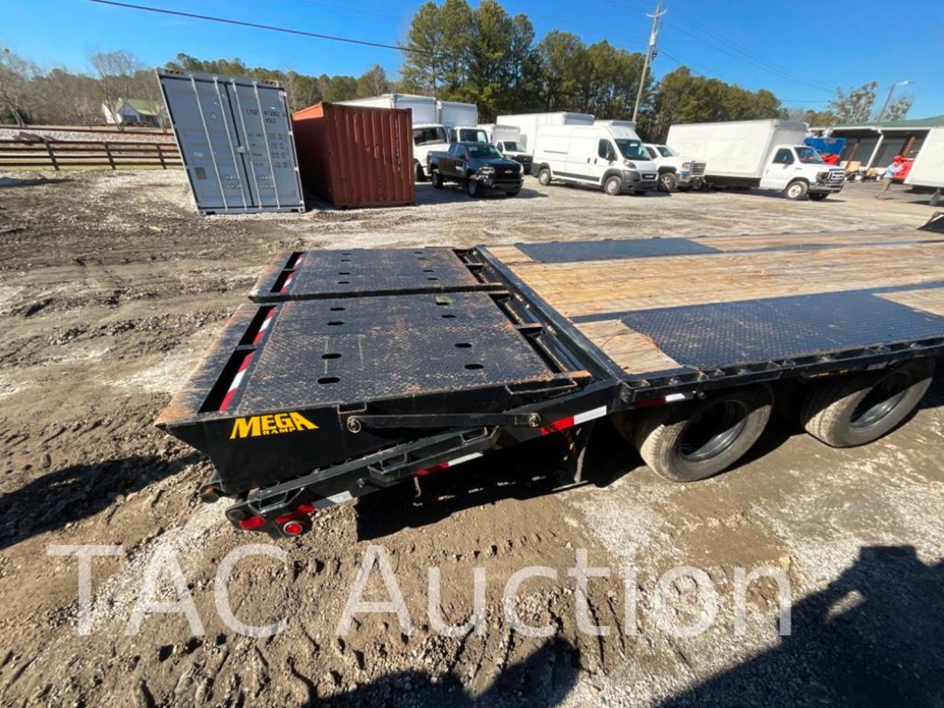 2022 BigTex 20 + 5 Gooseneck Trailer - Image 6 of 25