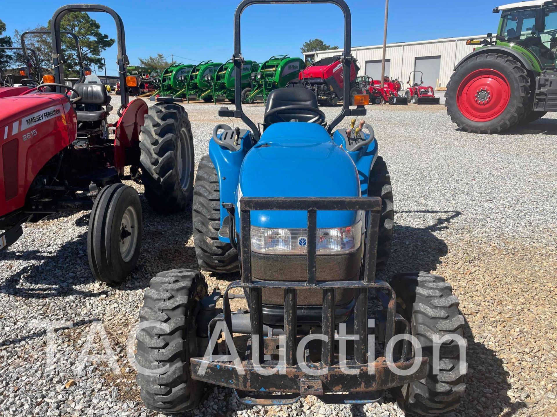 New Holland TC33 4x4 Tractor - Image 8 of 32