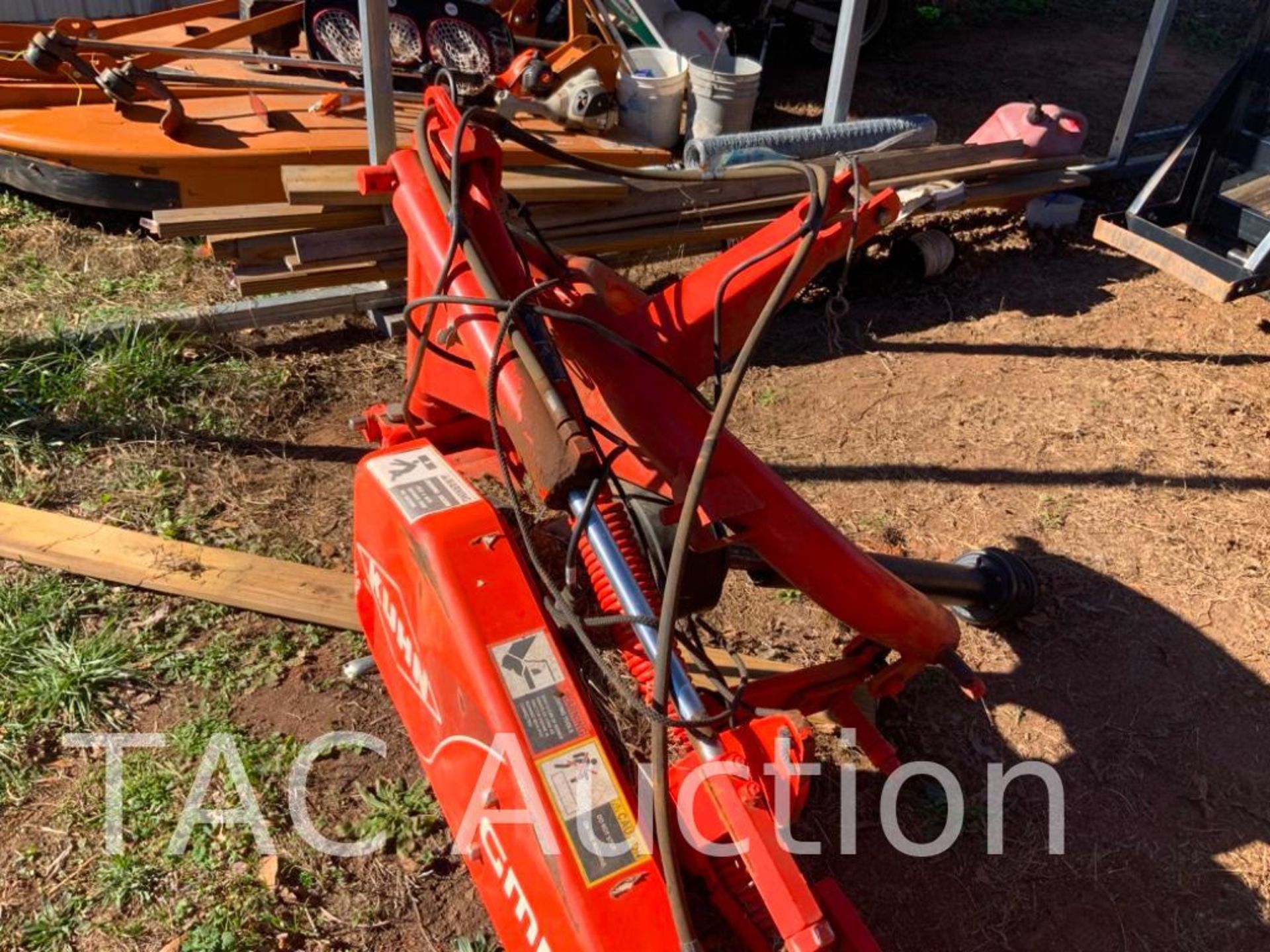 KUHN GMD28 Hay Mower - Image 3 of 11