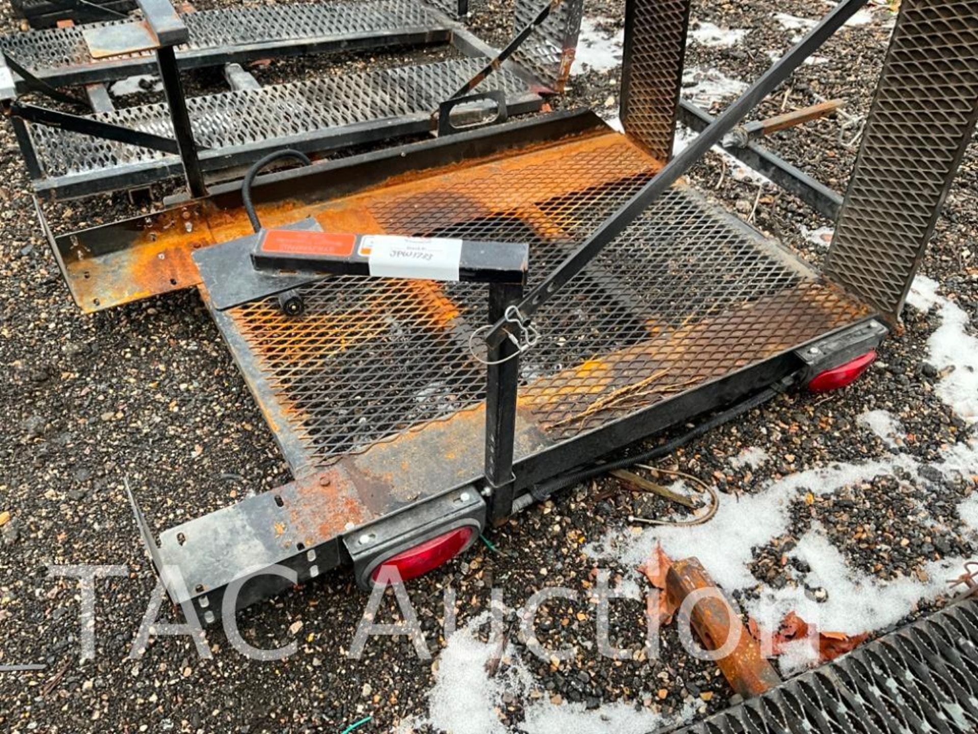 Receiver Hitch Drive on Carry Rack - Image 2 of 5