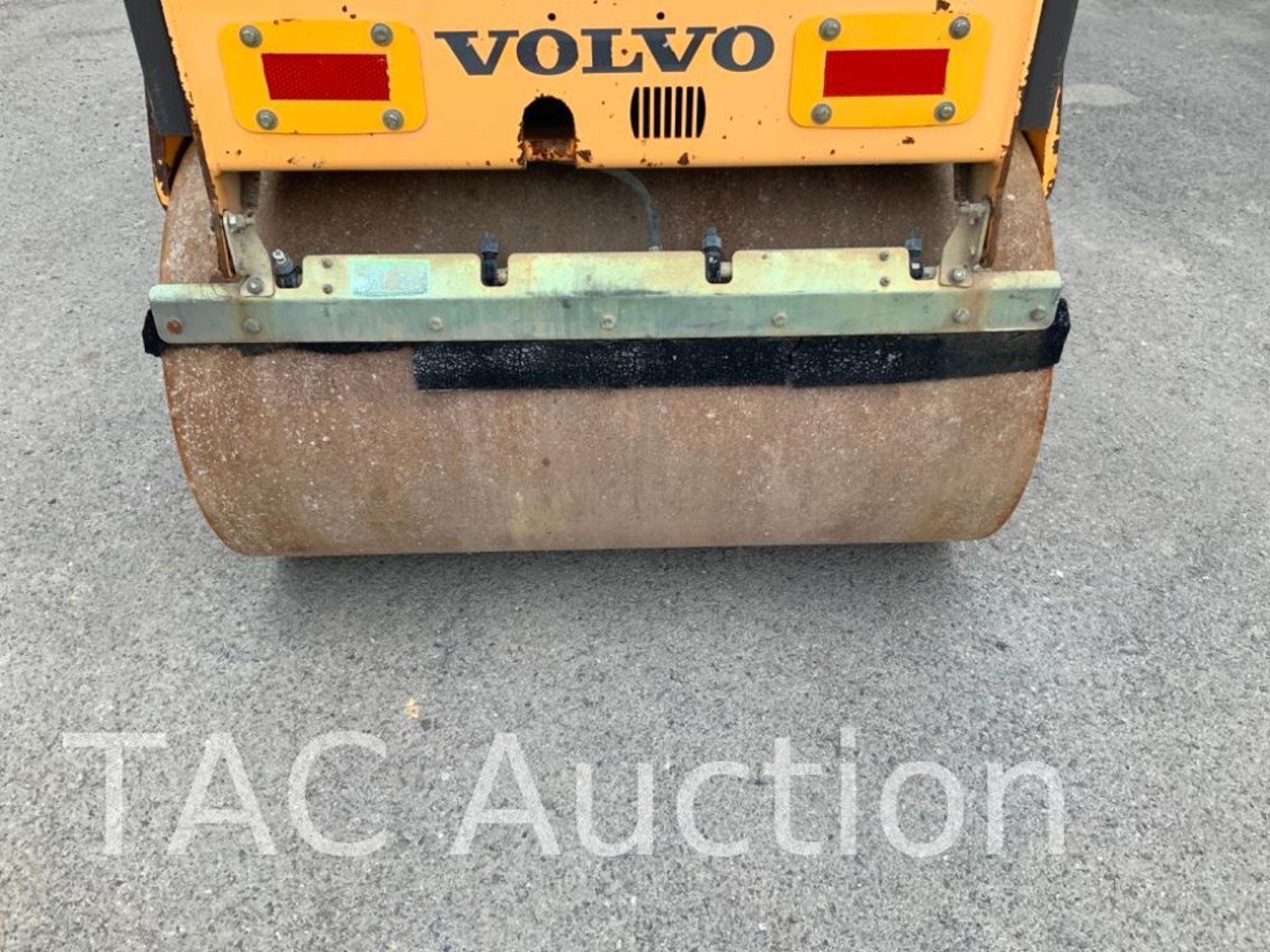 Volvo DD24 Smooth Drum Compact Roller - Image 10 of 25