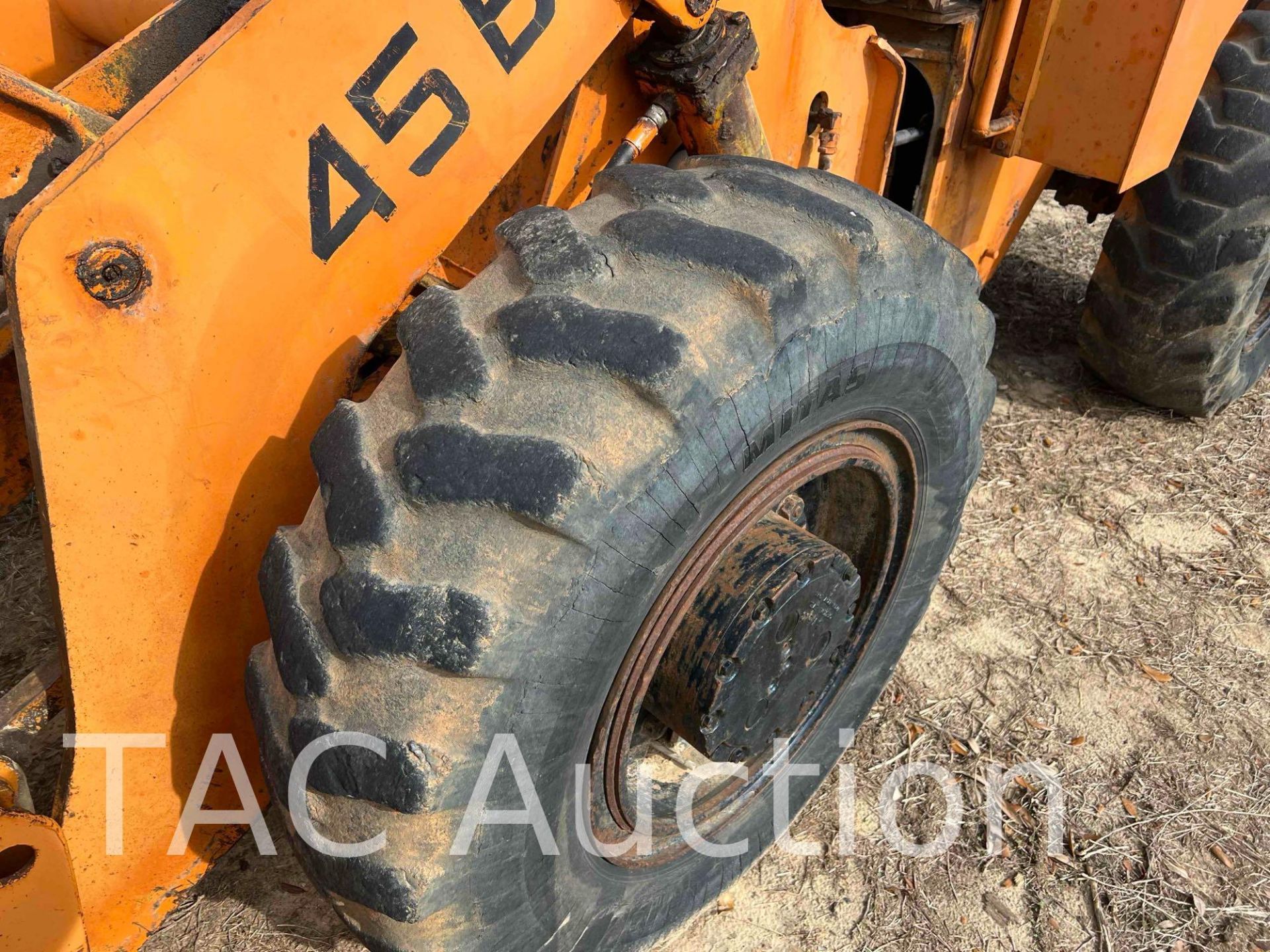 Clark 45BP Wheel Loader - Image 37 of 43