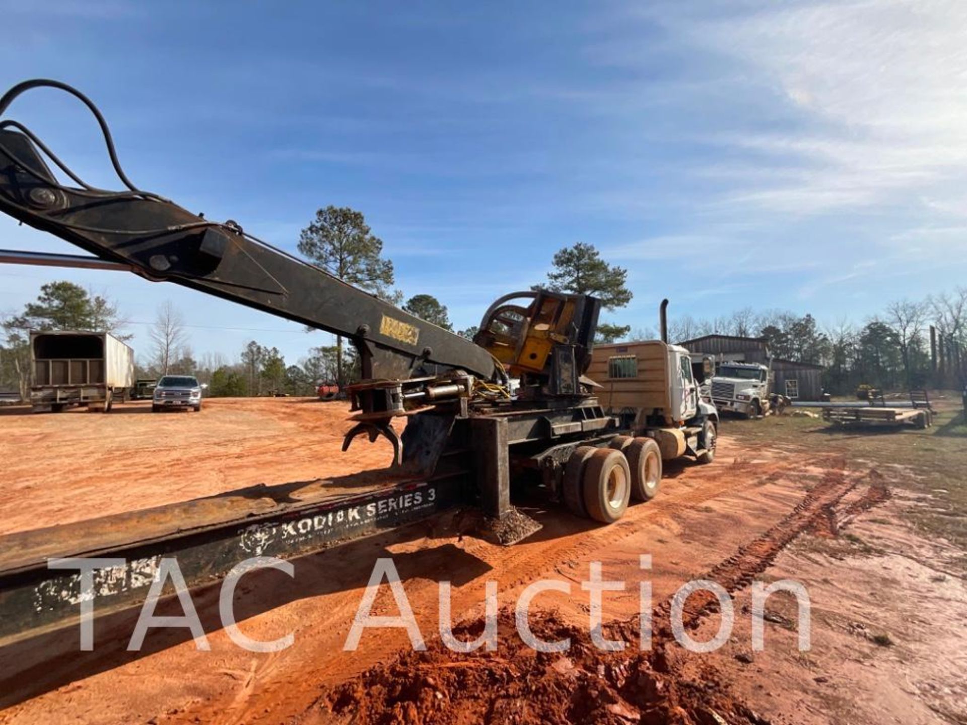 2013 Tigercat 234 Trailer Mounted Log Loader - Image 9 of 25