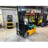 Komatsu FB18MK-2 Electric 3600lb Forklift