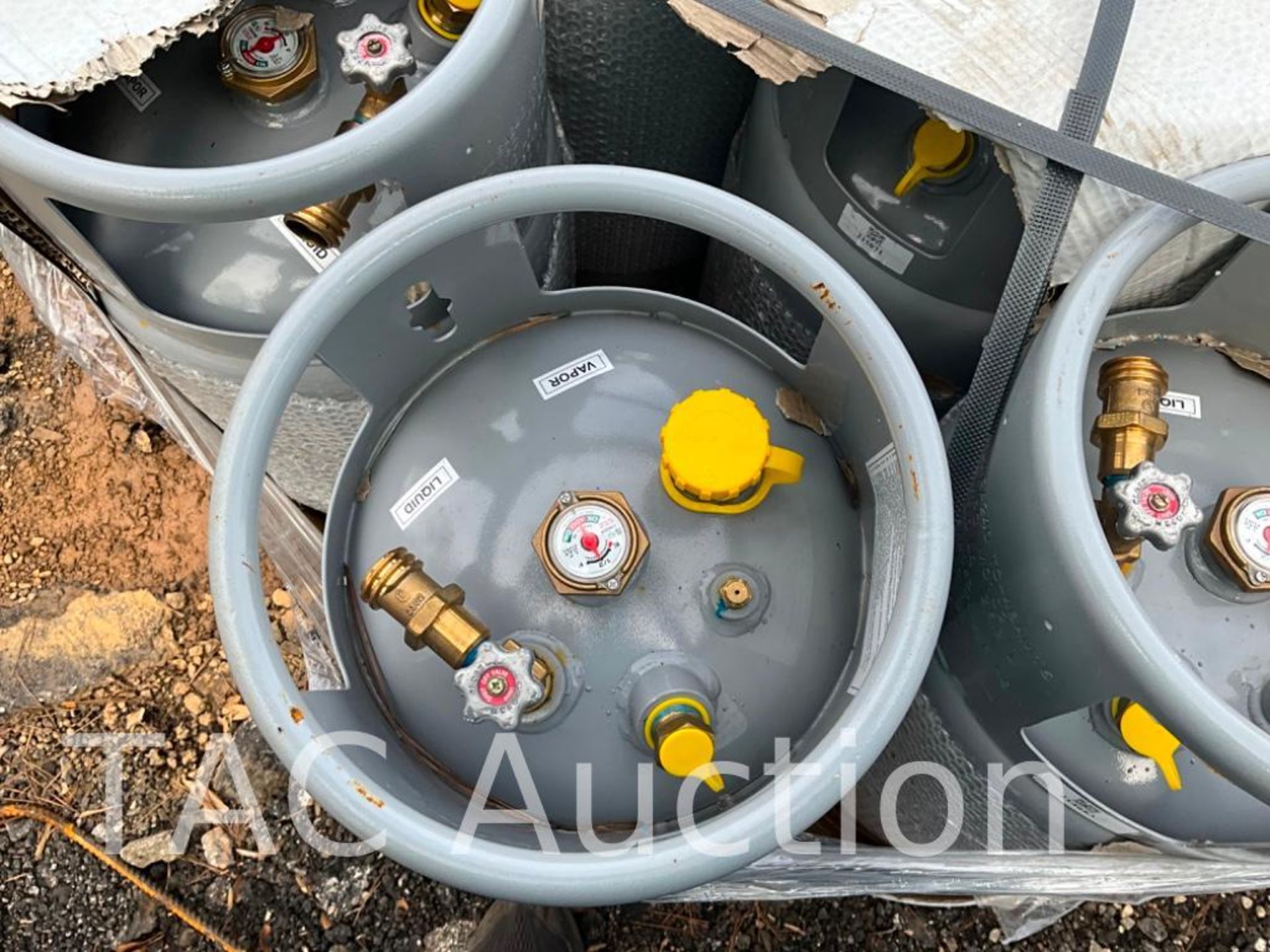 (12) New Steel 33.5lb LP Forklift Tanks - Image 3 of 3