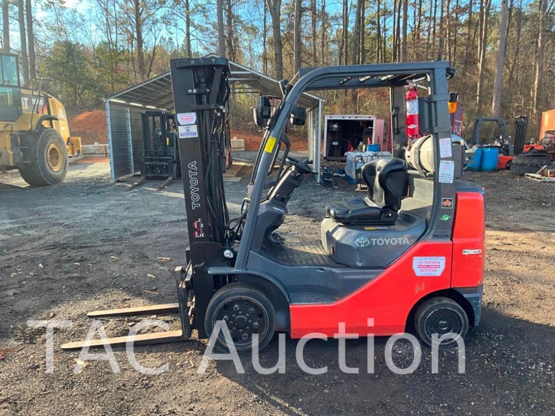 2008 Toyota 8FGCU25 5000lb Forklift - Image 2 of 32