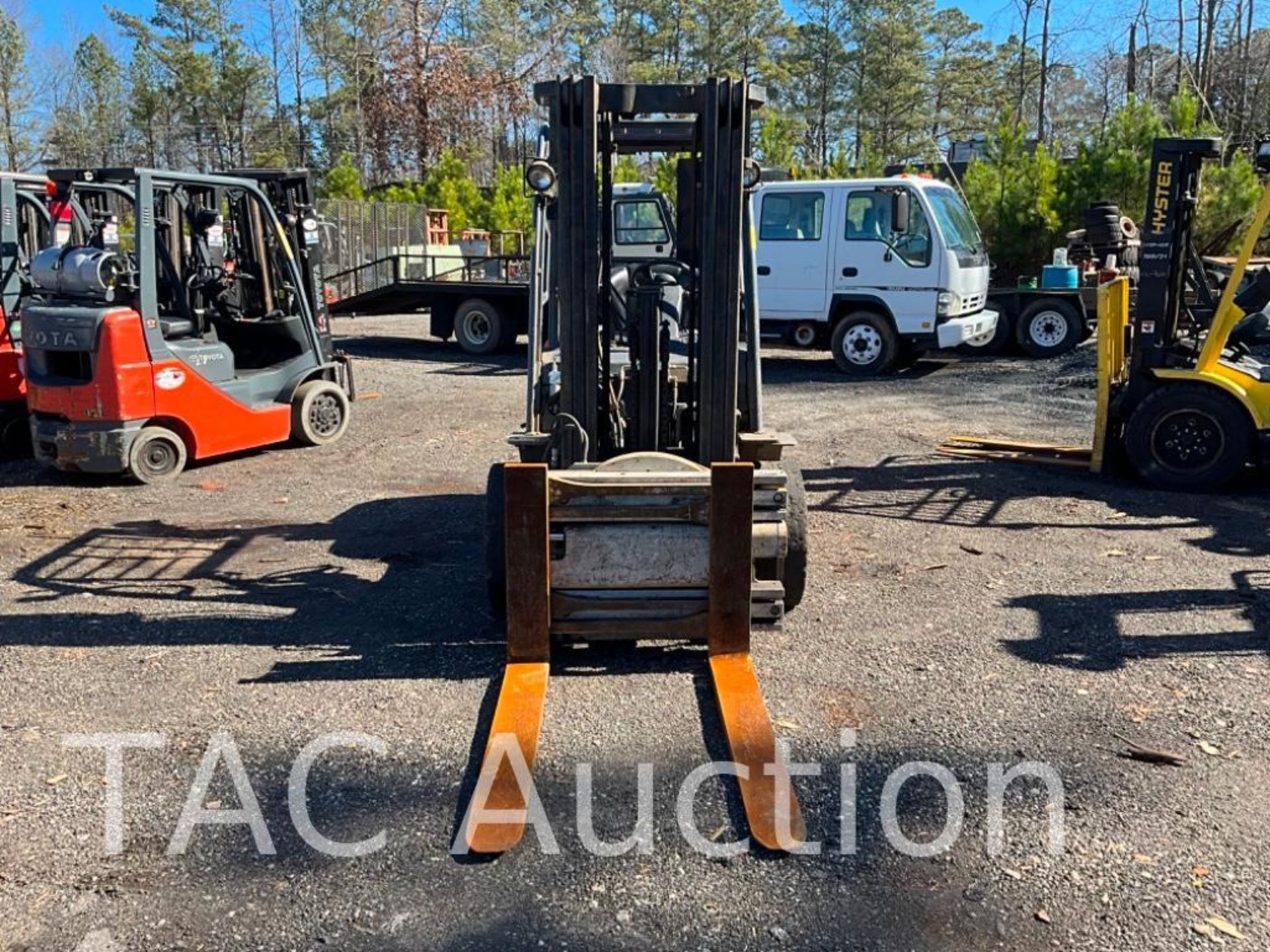 2014 Toyota 8FDU30 6000lb Forklift - Image 8 of 27