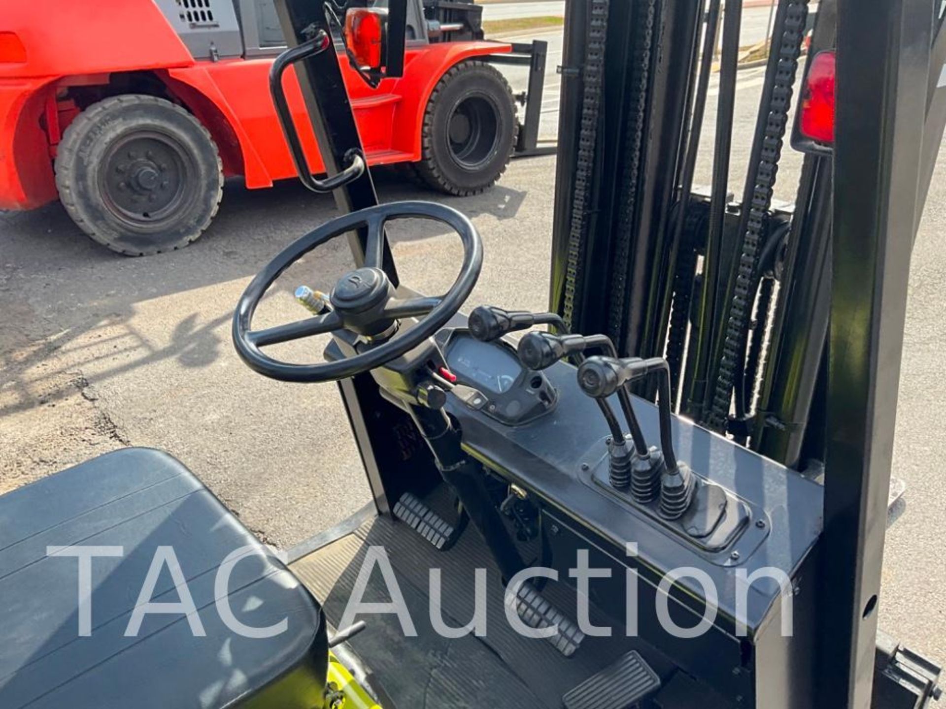 Clark CMC-20SL 3100lb Forklift - Image 15 of 32