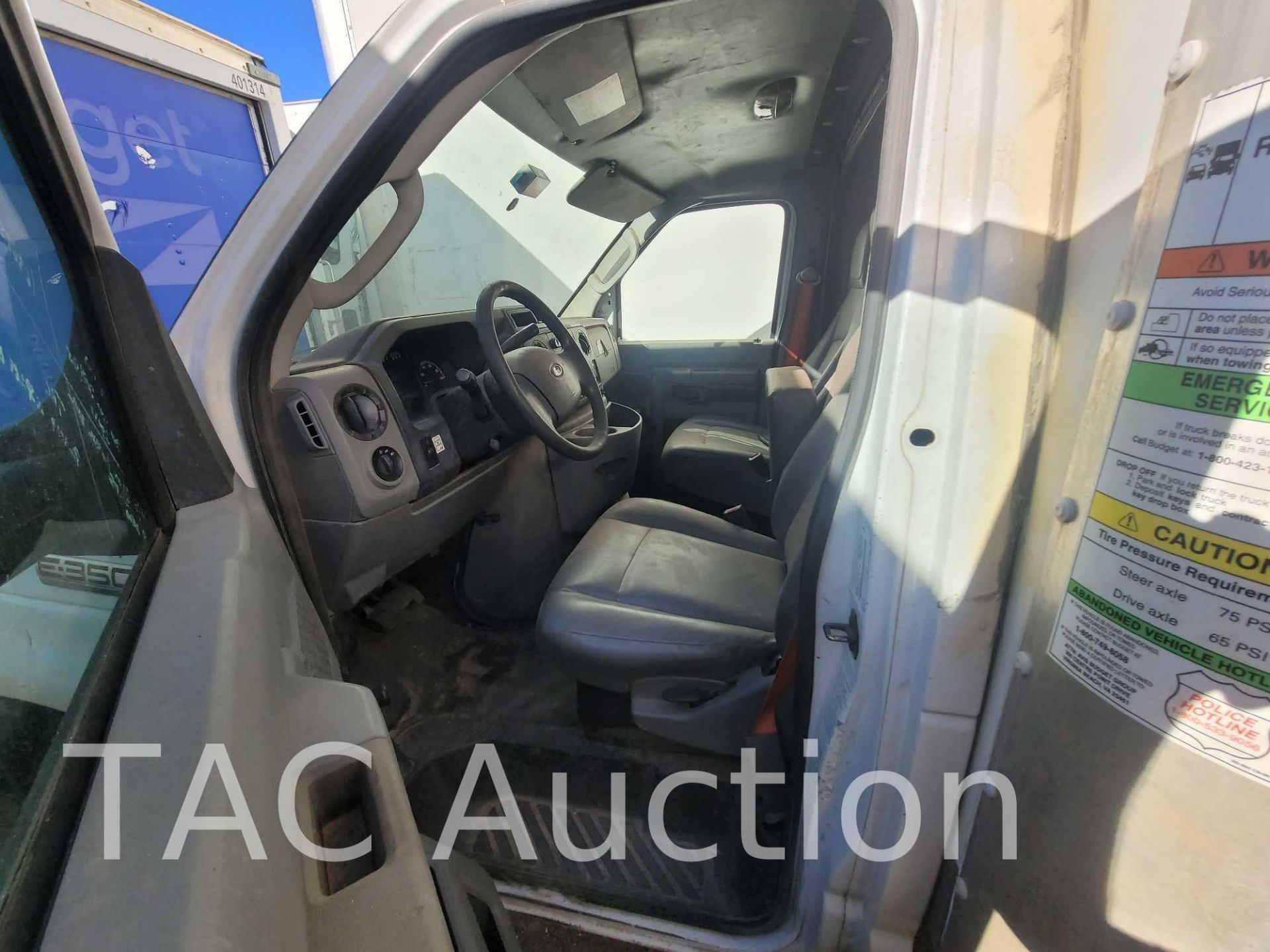 2015 Ford E-350 16ft Box Truck - Image 13 of 48
