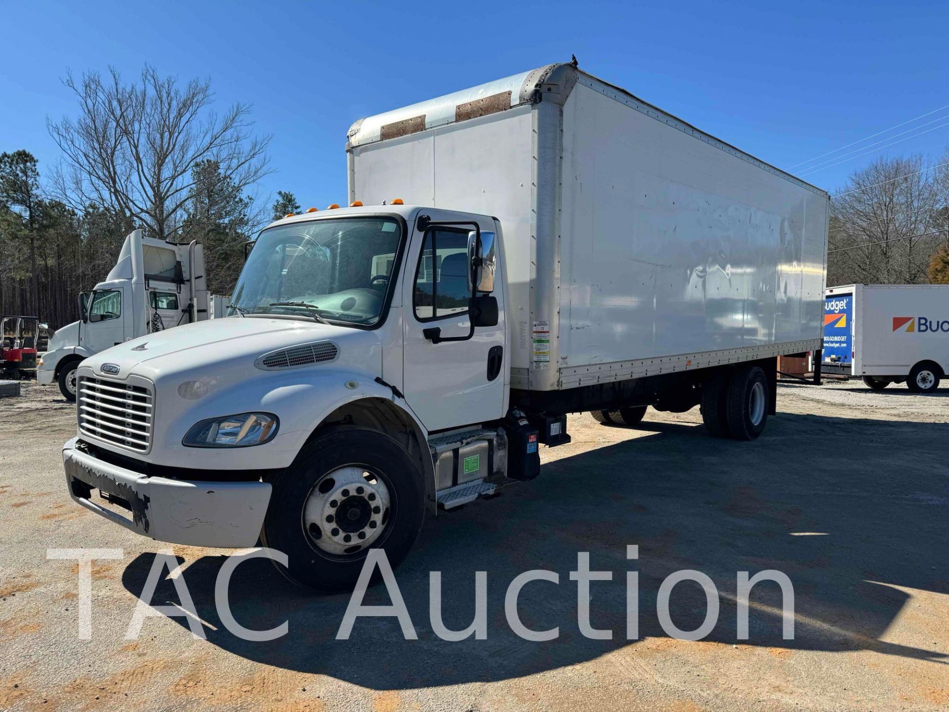 2017 Freightliner M2106 26ft Box Truck