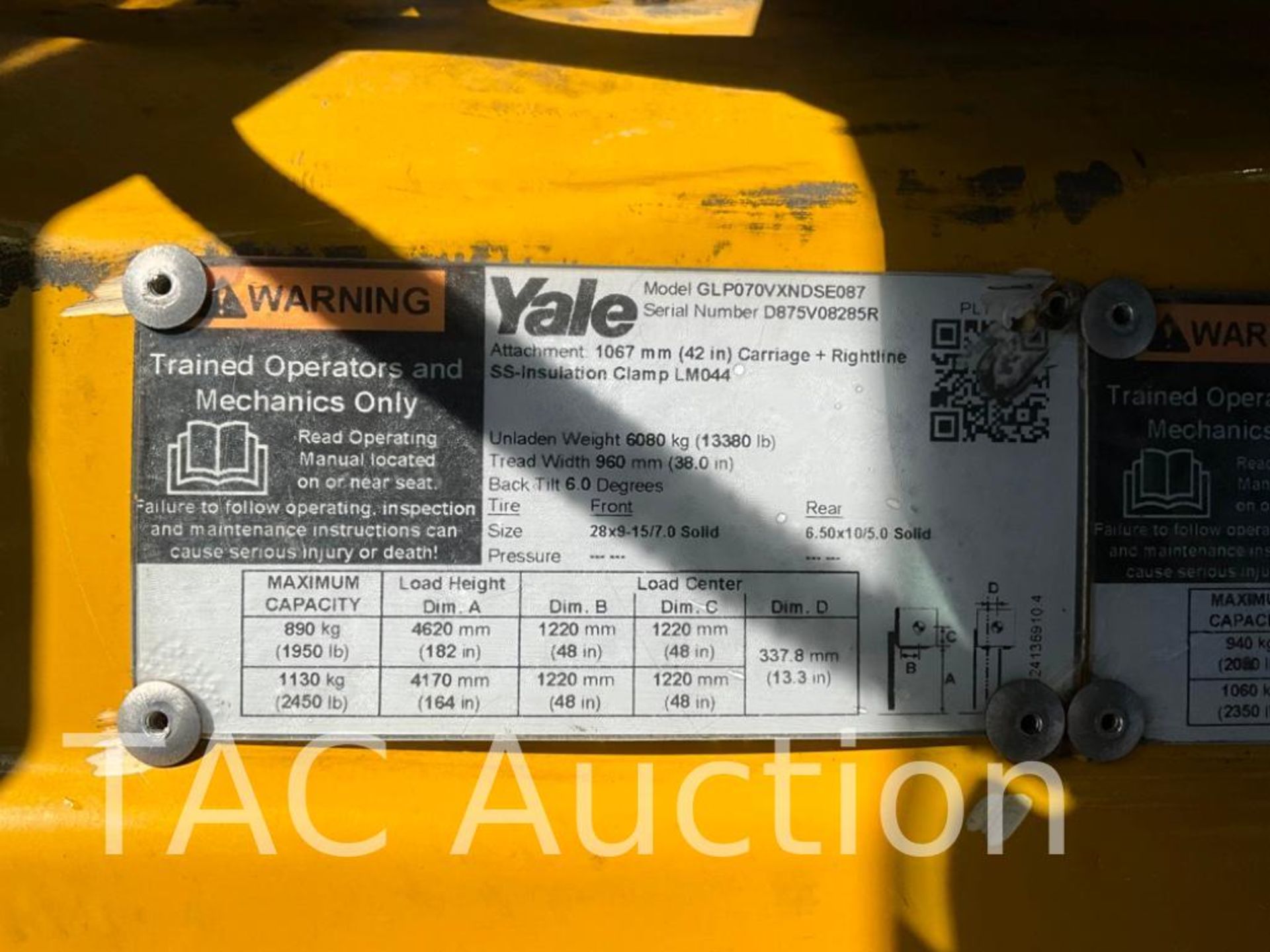 Yale GLP070 7,000lb Forklift - Image 36 of 36