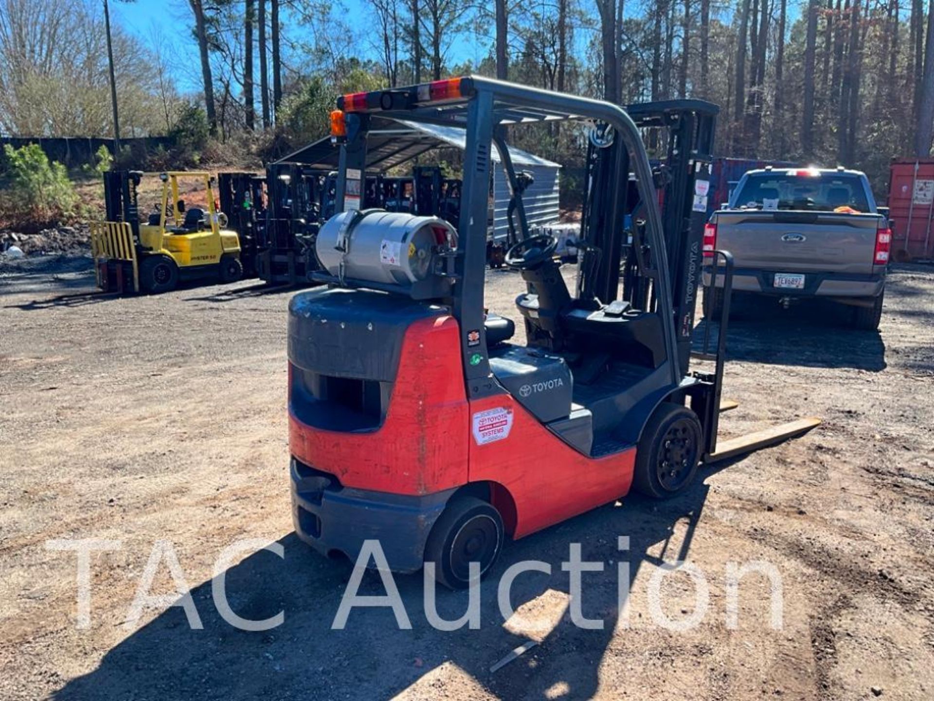 2015 Toyota 8FGCU25 5000lb Forklift - Image 5 of 30