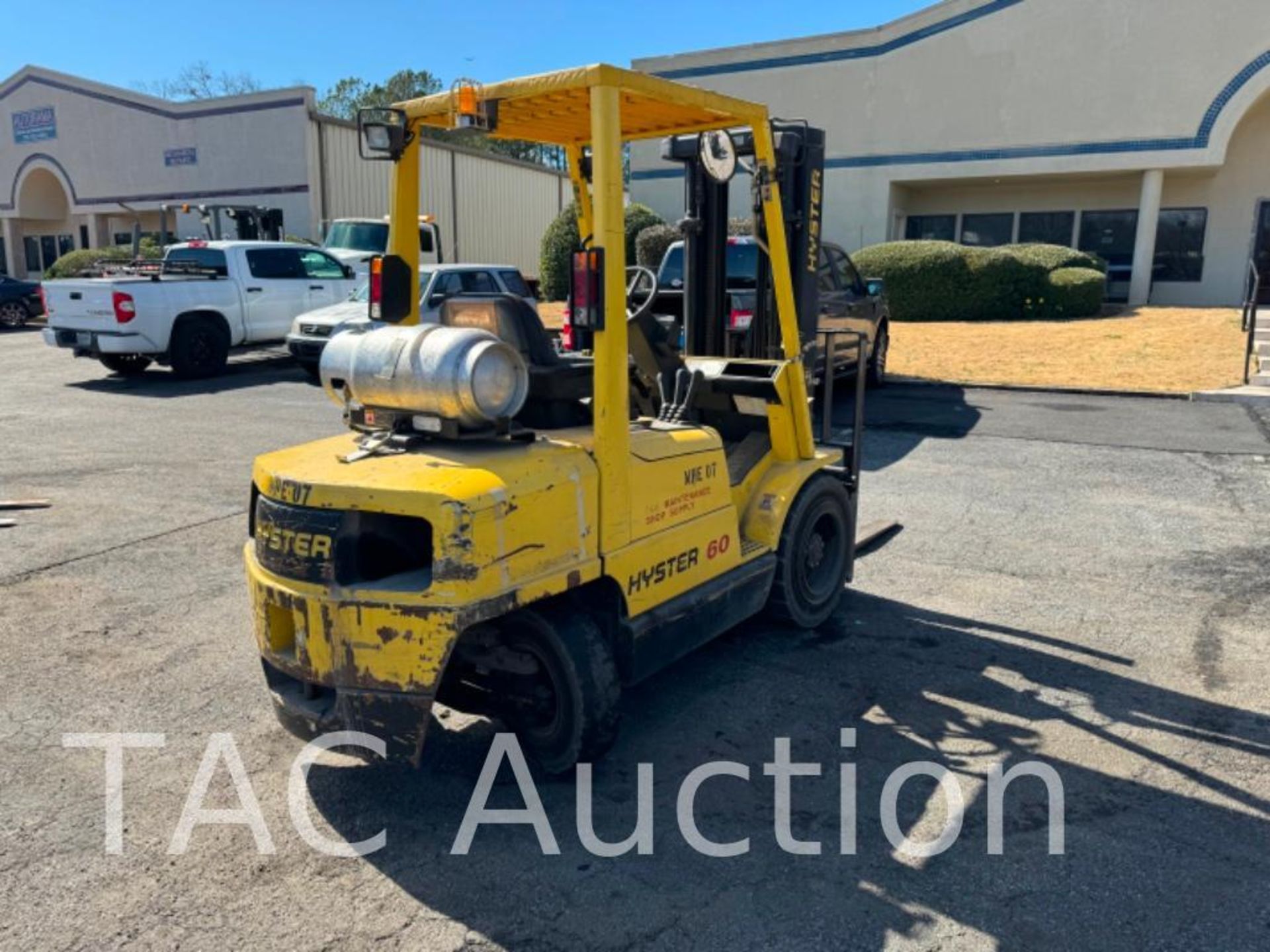 Hyster H60XM 6,000lb Forklift - Image 5 of 29