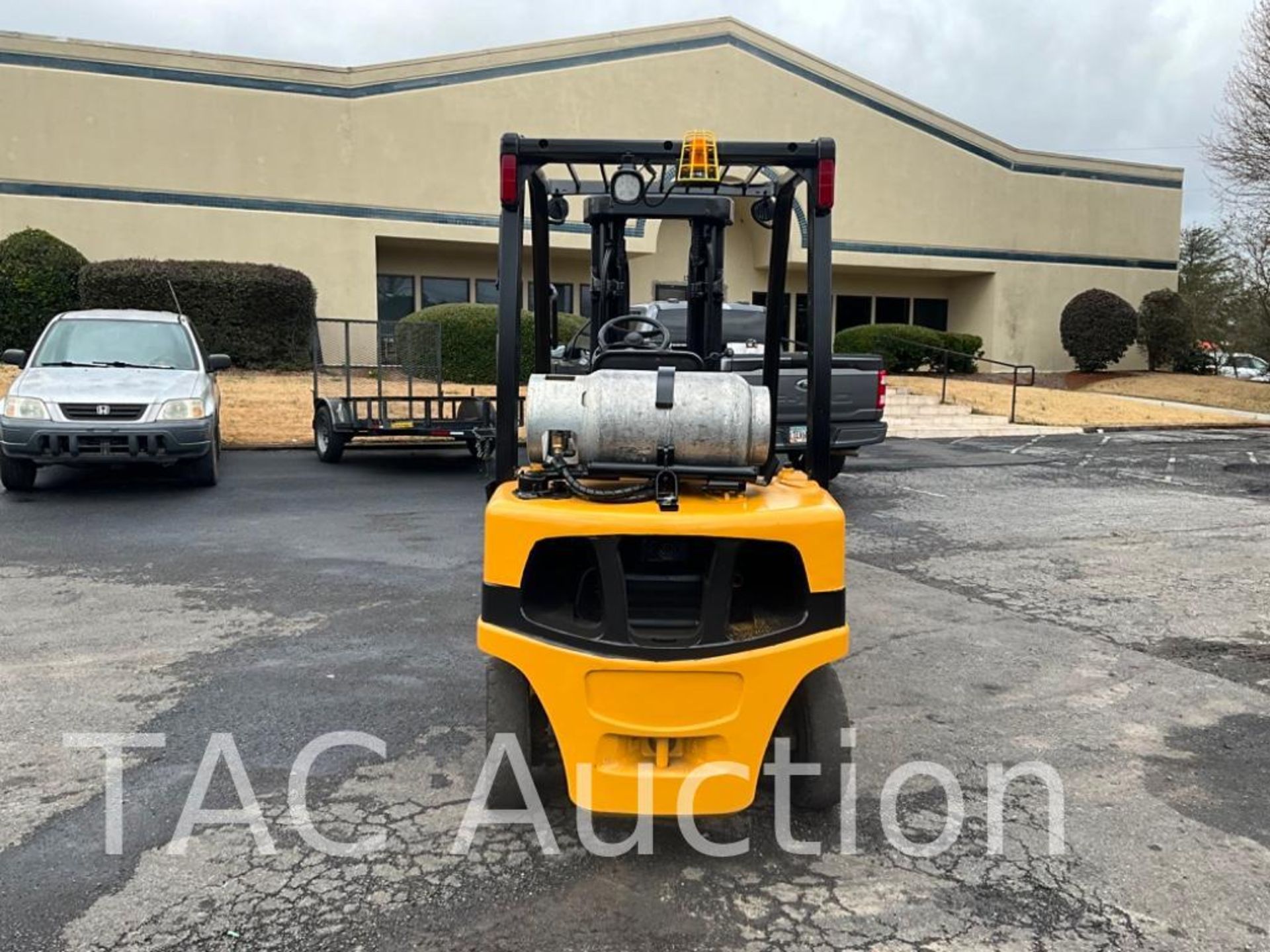 2014 Yale LP050 5000lb Forklift - Image 4 of 32