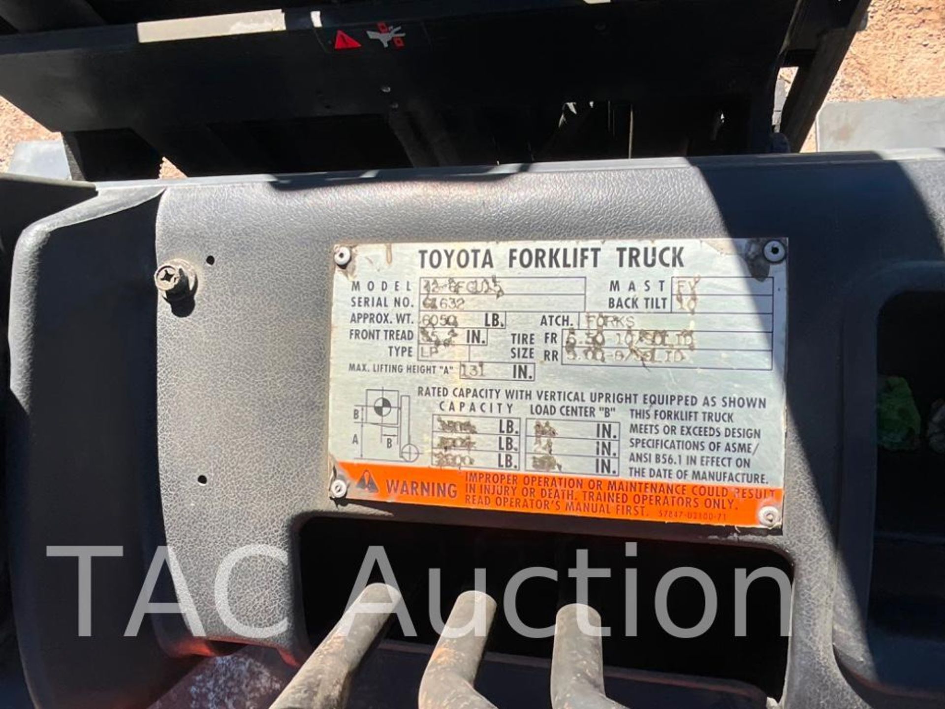 Toyota 42-6FGU15 3000lb Forklift - Image 28 of 28