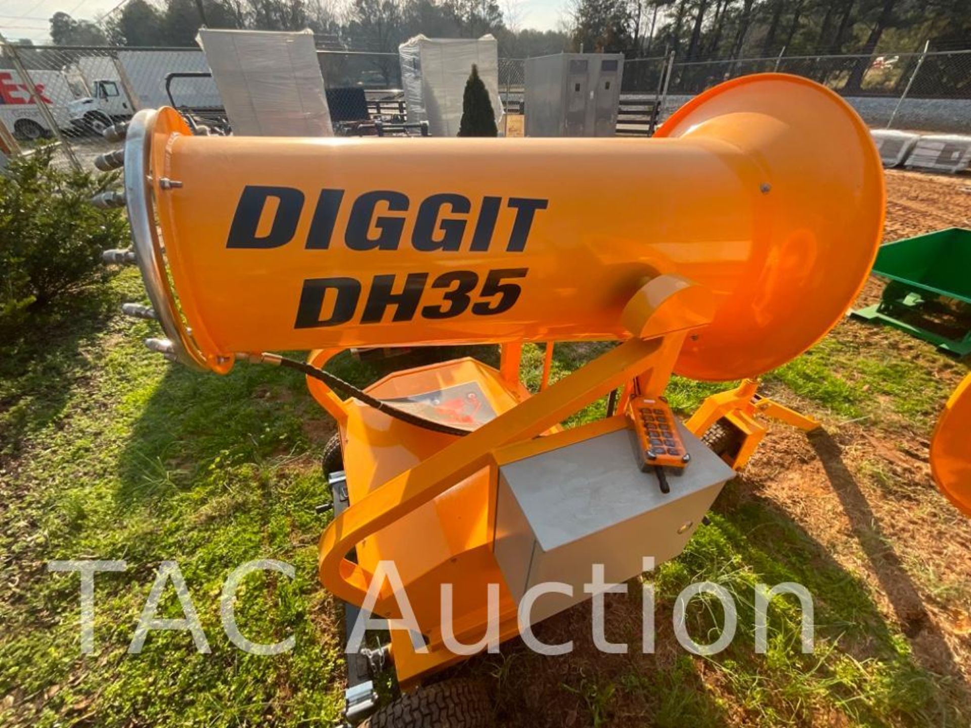 New Diggit DH35 Towable Dust Control Mister Fan - Image 6 of 11