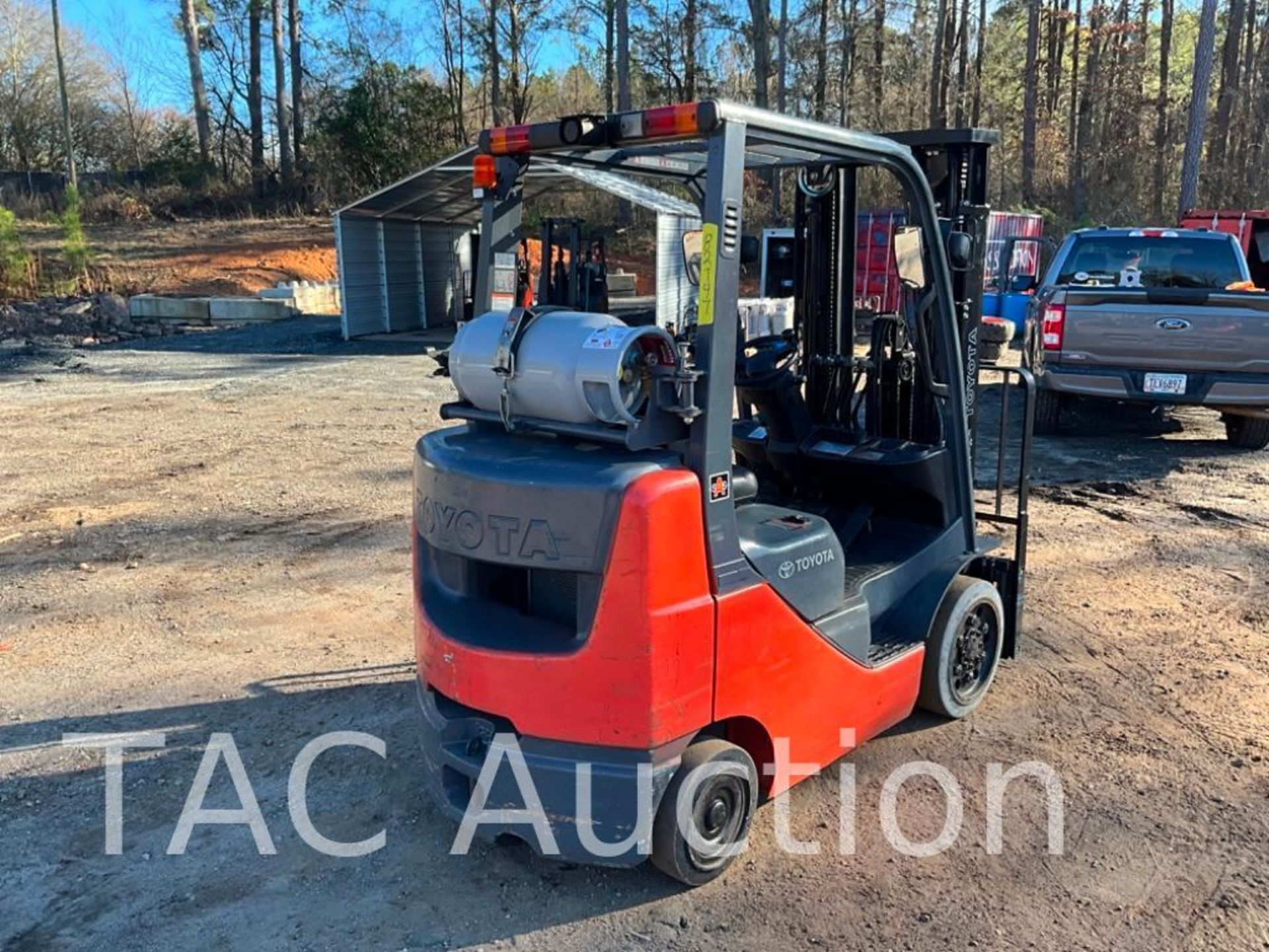 2017 Toyota 8FGCU25 5000lb Forklift - Image 5 of 30