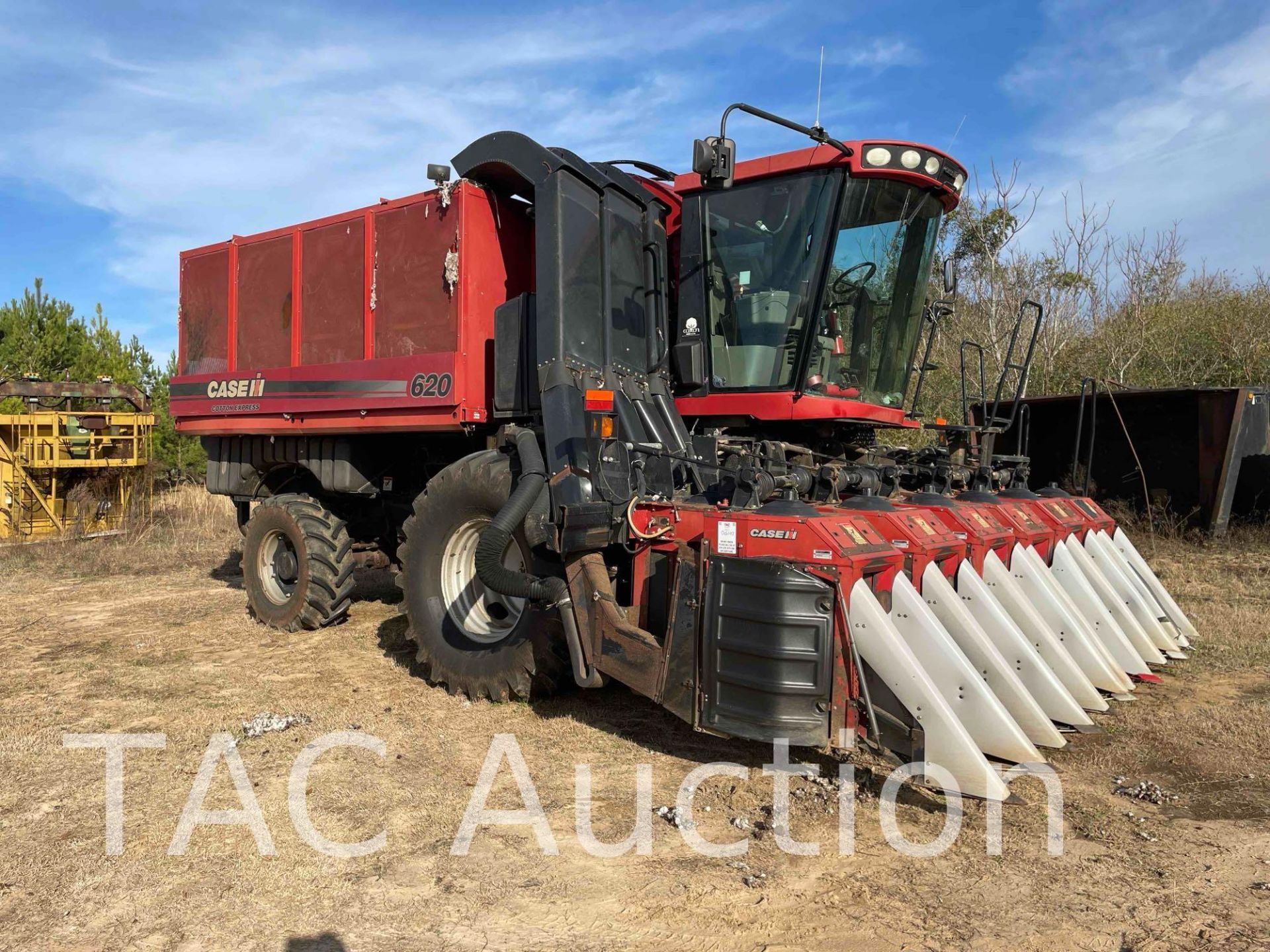 2013 CASE International 620 (6) Row Cotton Picker - Image 7 of 67