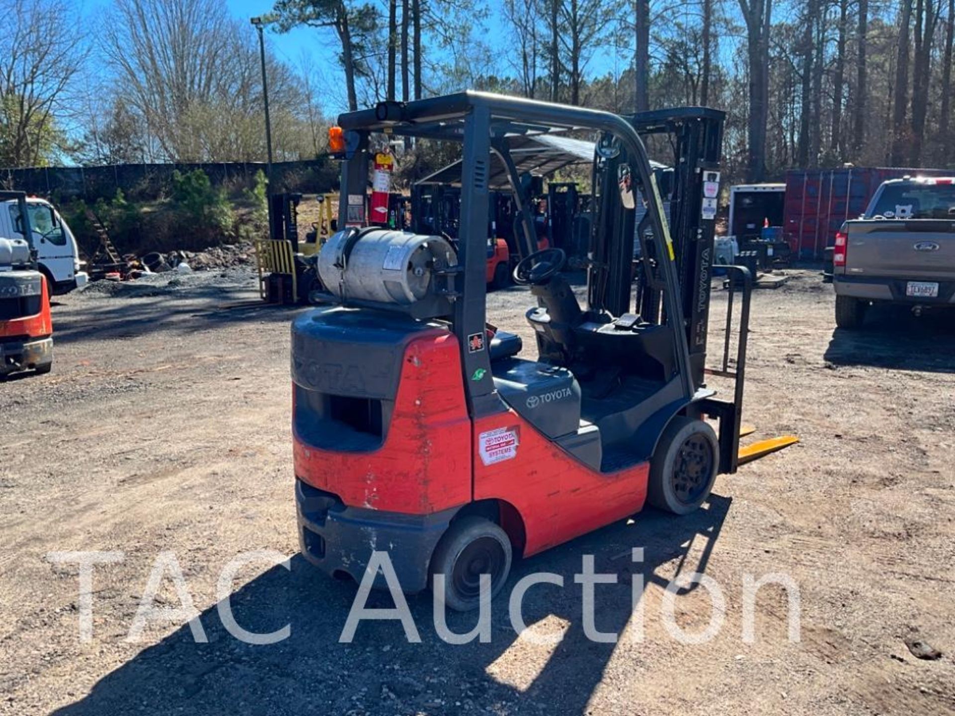 2015 Toyota 8FGCU25 5000lb Forklift - Image 5 of 29