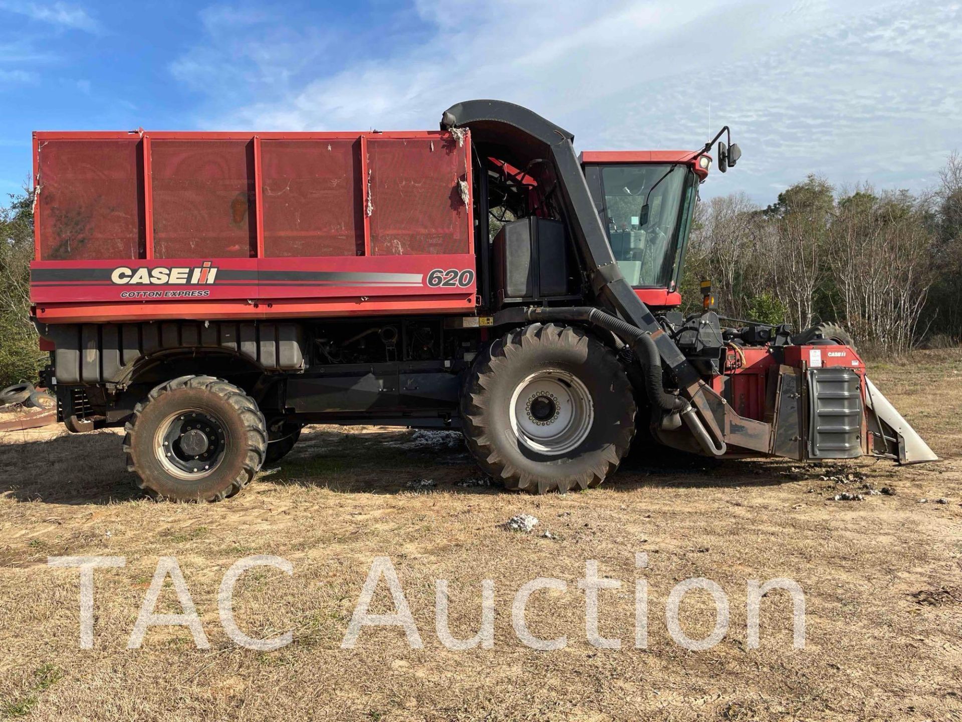 2013 CASE International 620 (6) Row Cotton Picker - Image 6 of 67