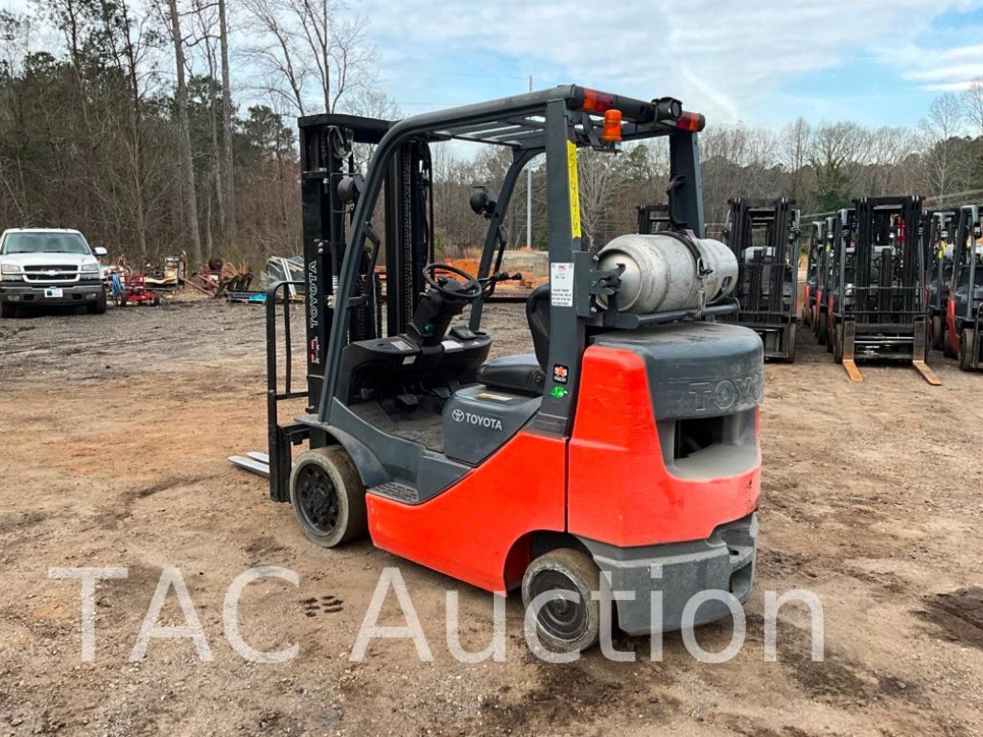 2014 Toyota 8FGCU25 5000lb Forklift - Image 3 of 32