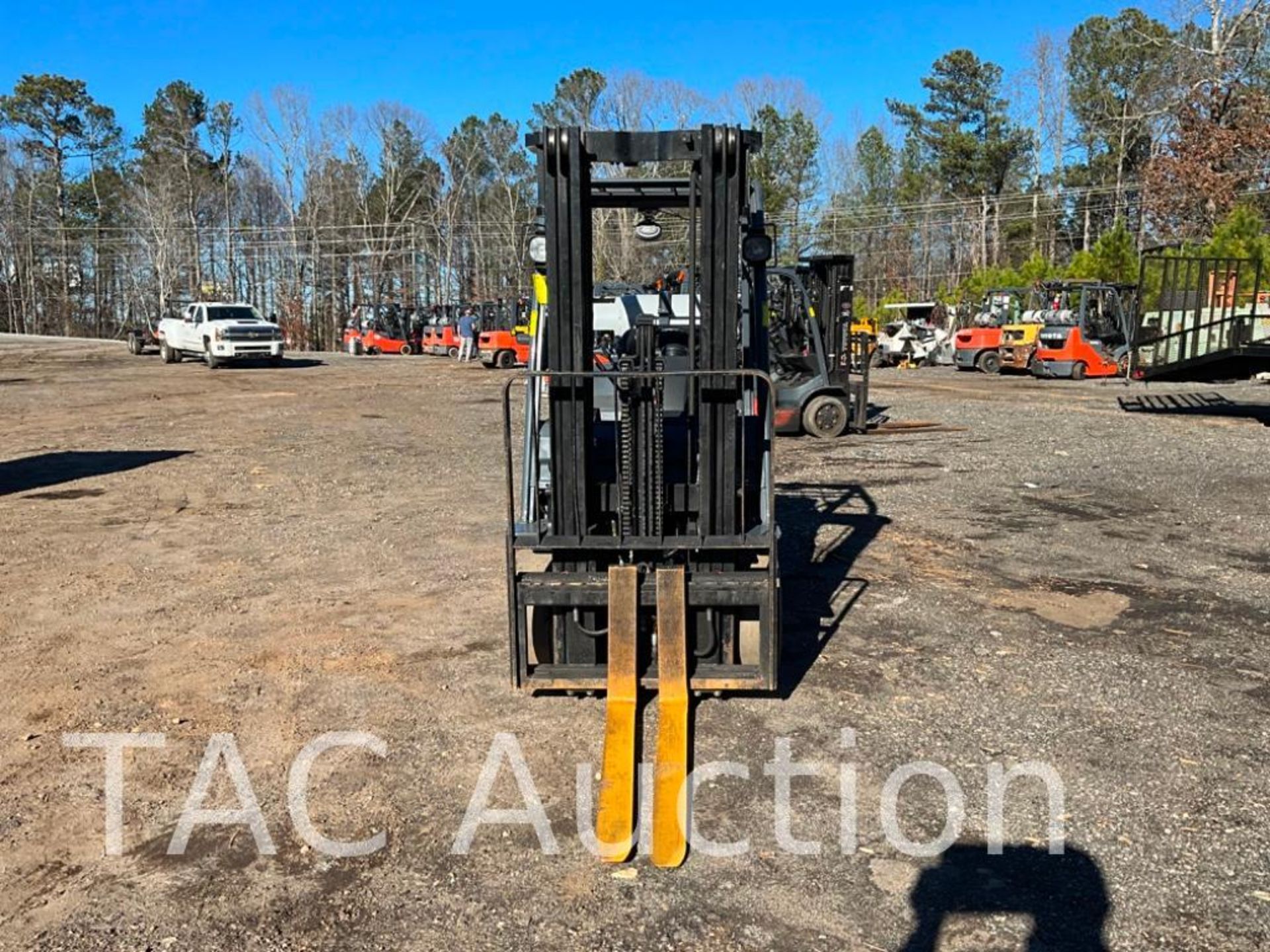 2011 Toyota 8FGCU25 5000lb Forklift - Image 8 of 32