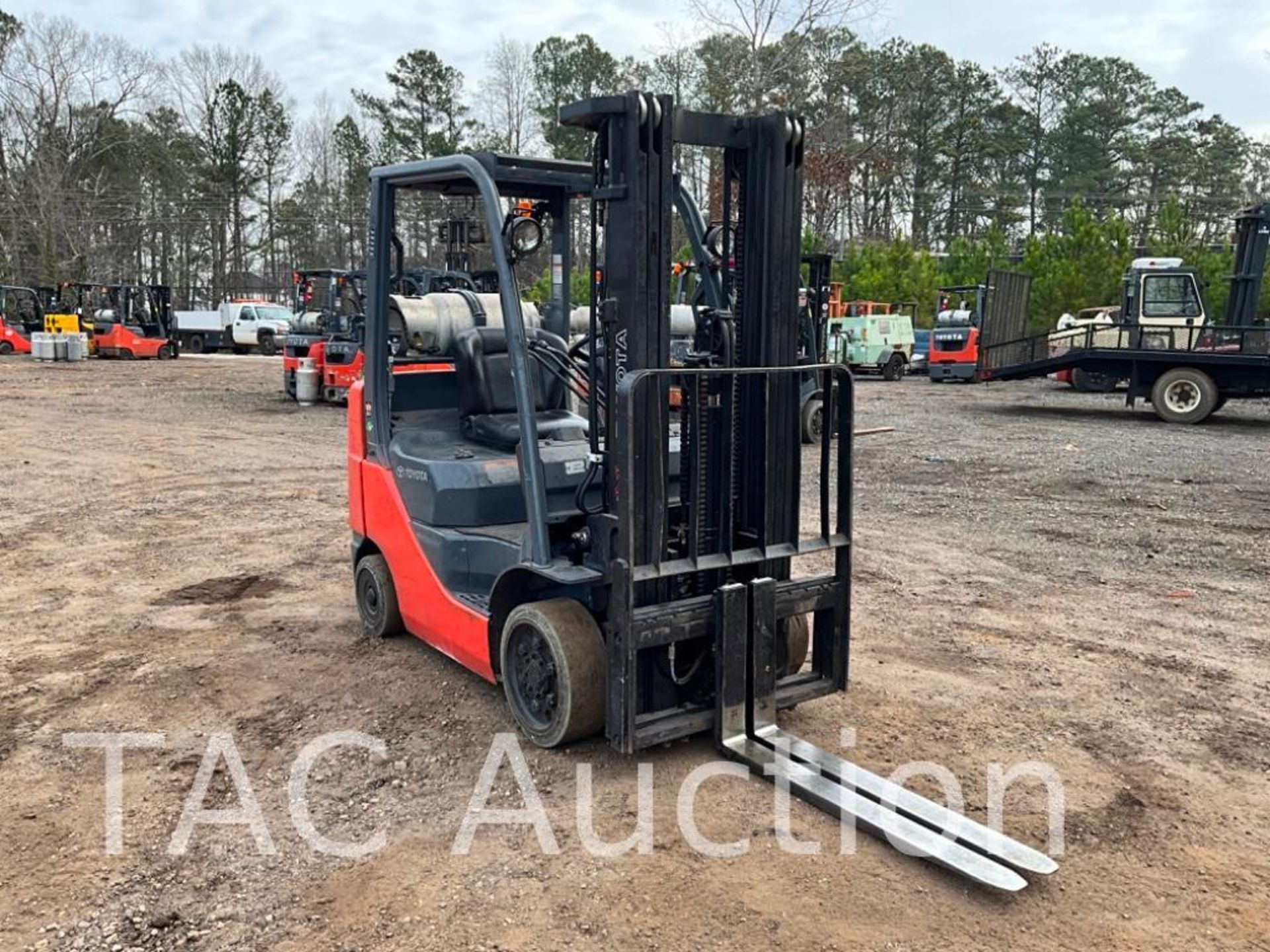 2014 Toyota 8FGCU25 5000lb Forklift - Image 7 of 32