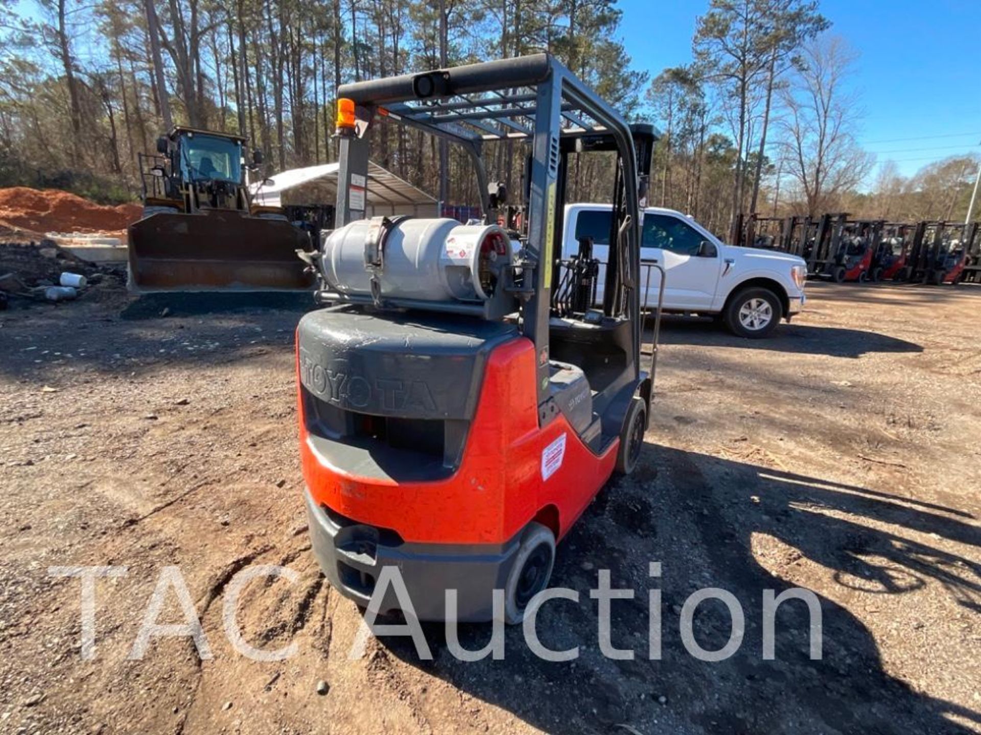 2010 Toyota 8FGCU25 5000lb Forklift - Image 5 of 29