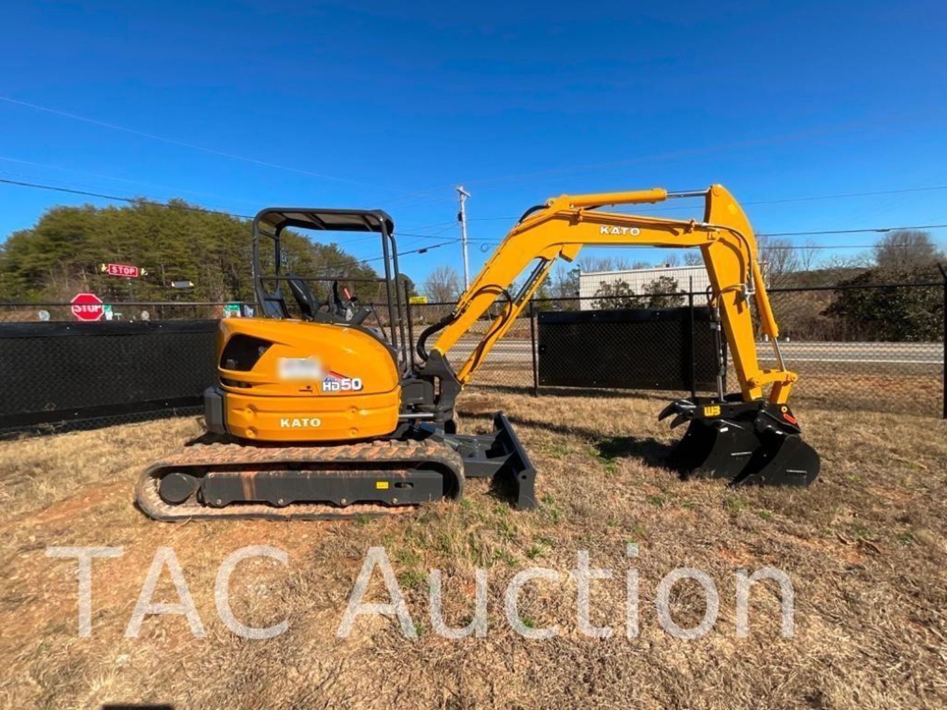 2023 Kato HD50 Mini Excavator - Image 6 of 25