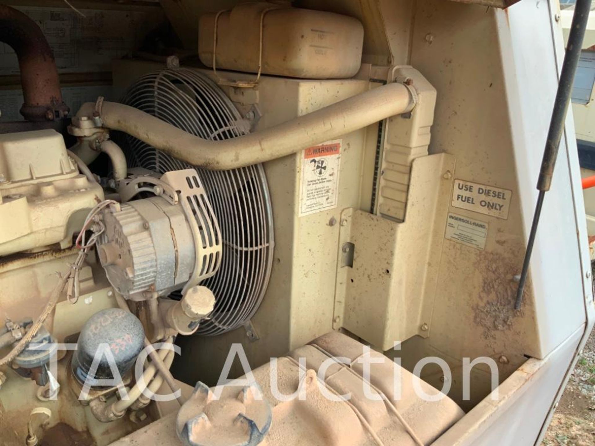 Ingersoll Rand Towable Air Compressor - Image 13 of 21