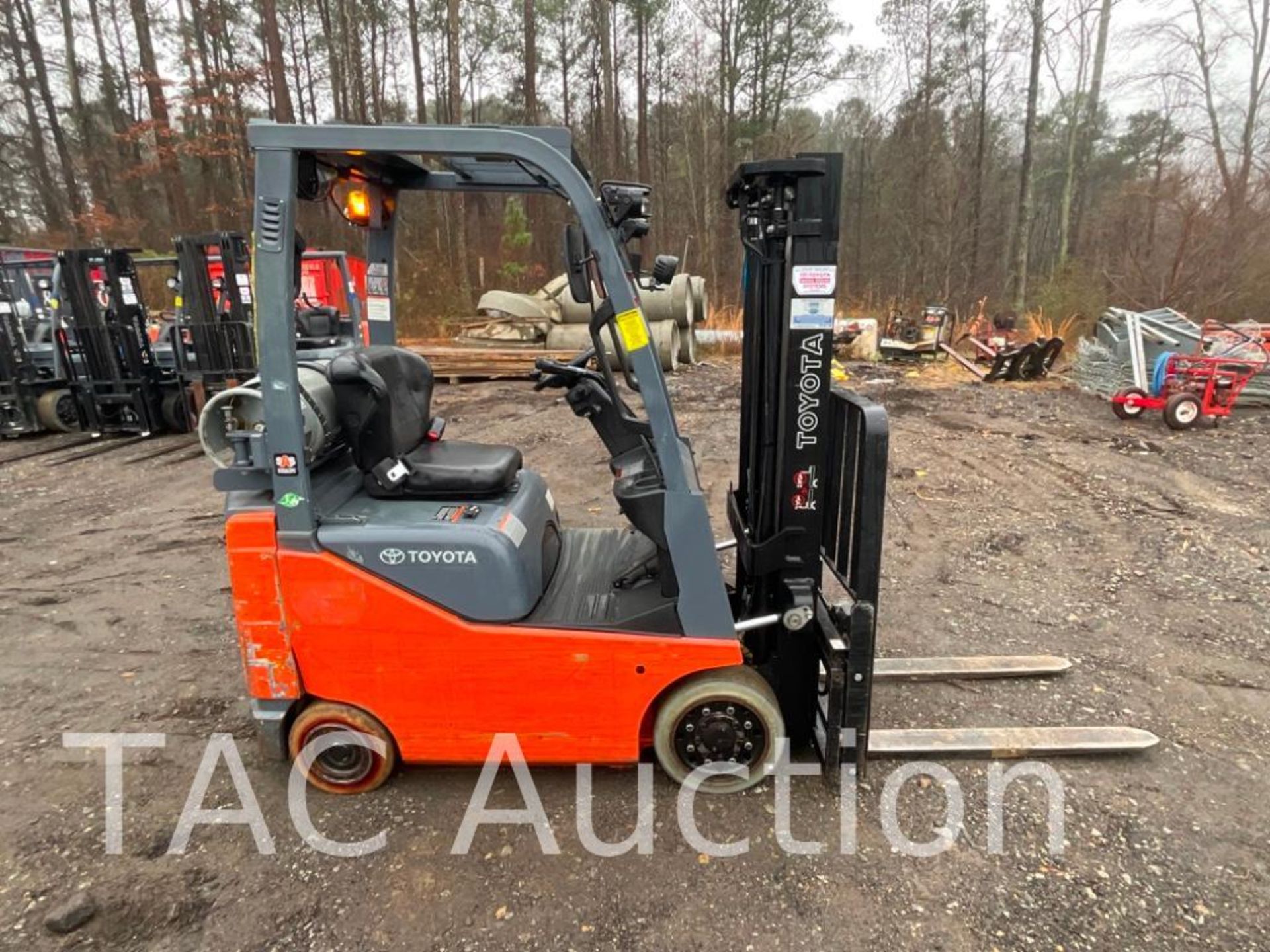 2016 Toyota 8FGCU15 3000lb Forklift - Image 6 of 28