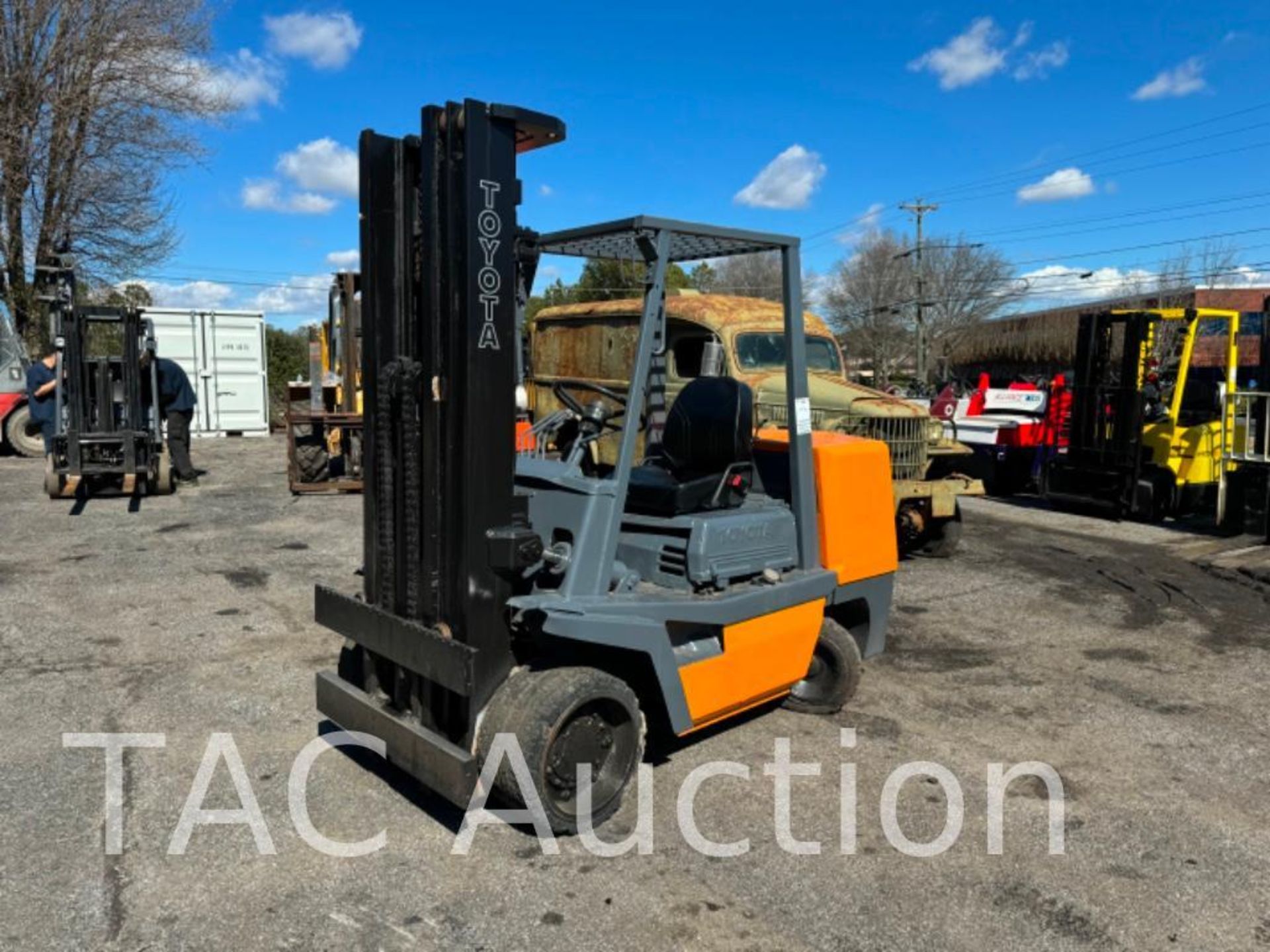 Toyota FDC45 10,000lb Forklift