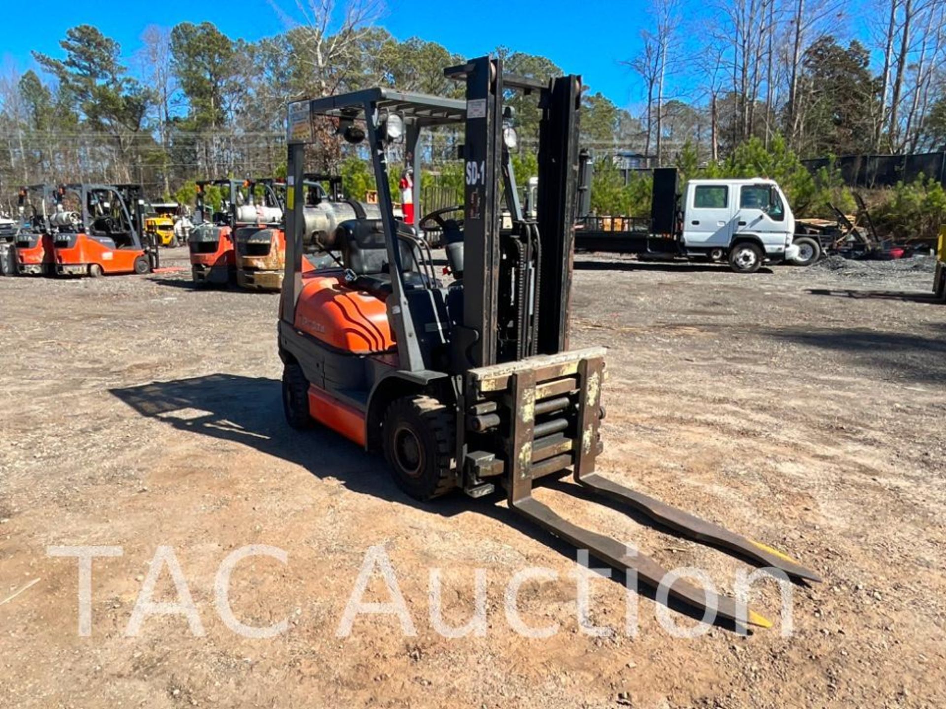 Toyota 42-6FGU15 3000lb Forklift - Image 7 of 28