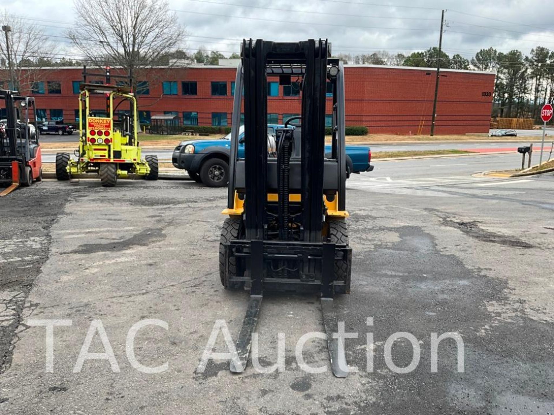 2014 Yale LP050 5000lb Forklift - Image 8 of 32