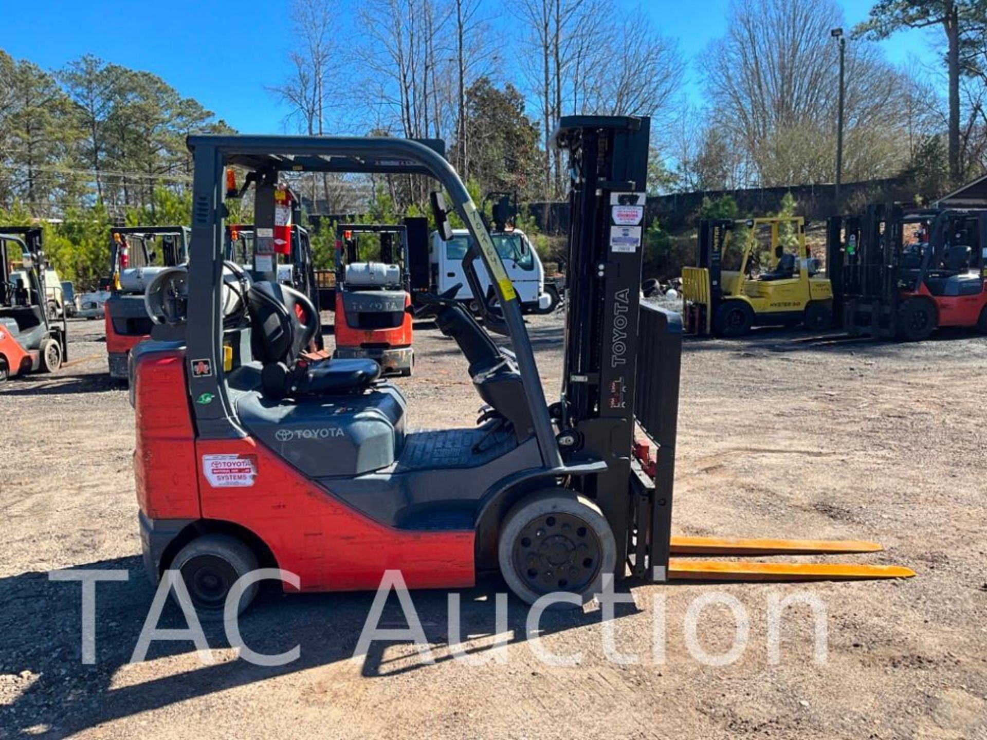 2015 Toyota 8FGCU25 5000lb Forklift - Image 6 of 29