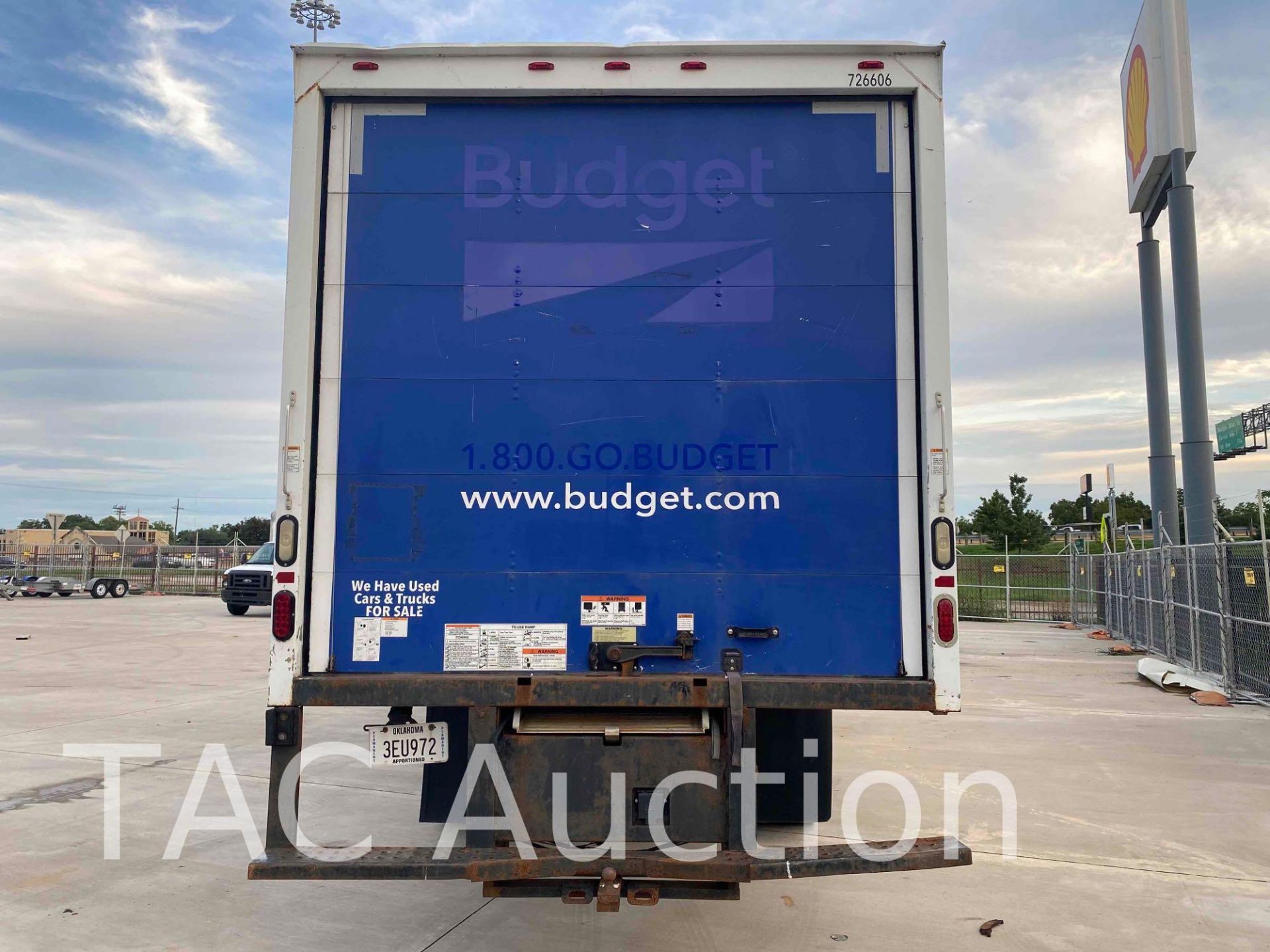 2017 International Durastar 4300 26ft Box Truck - Image 5 of 54